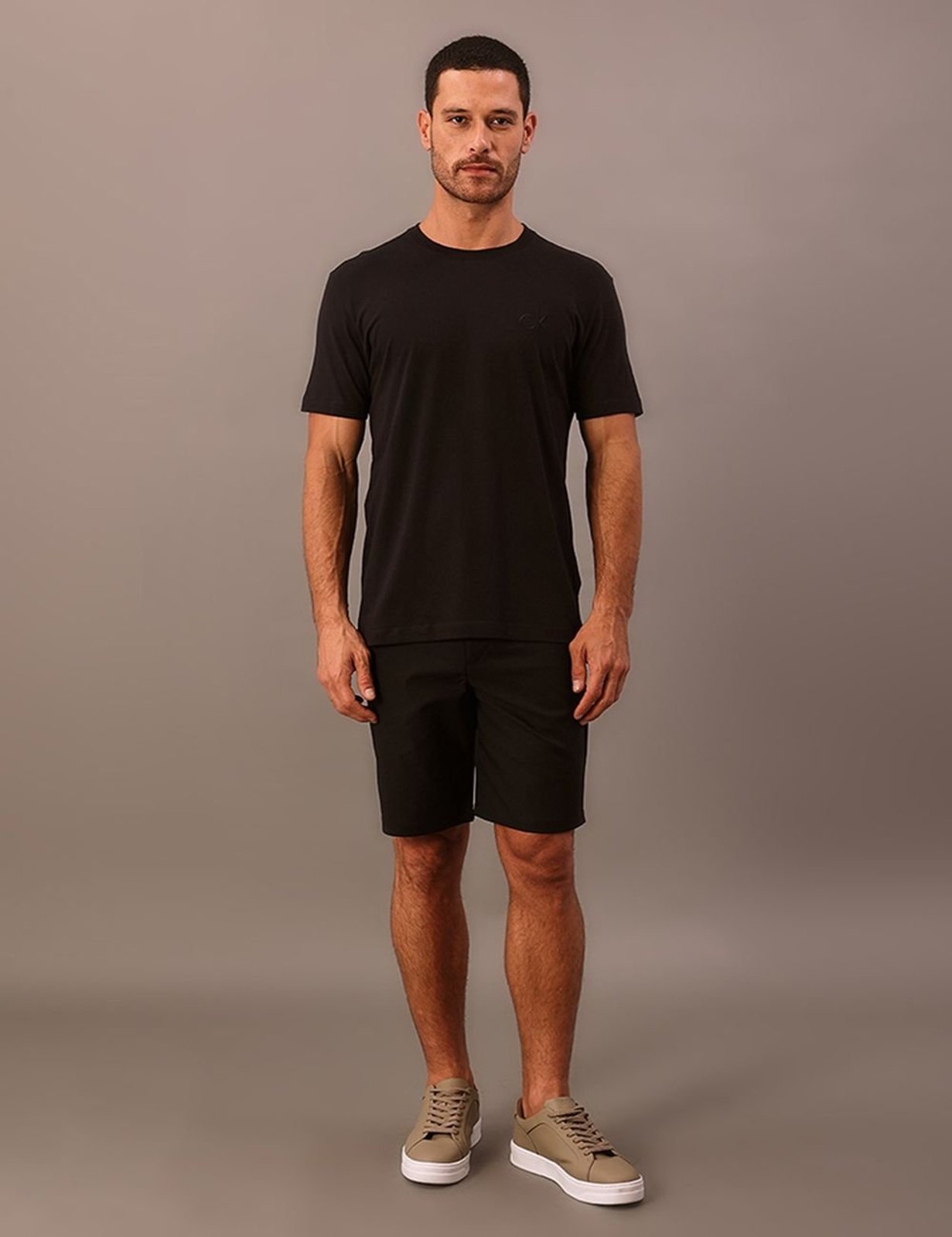 Camiseta Manga Curta Calvin Klein Masculino Calvin Klein Bordado - Preto Calvin Klein Jeans