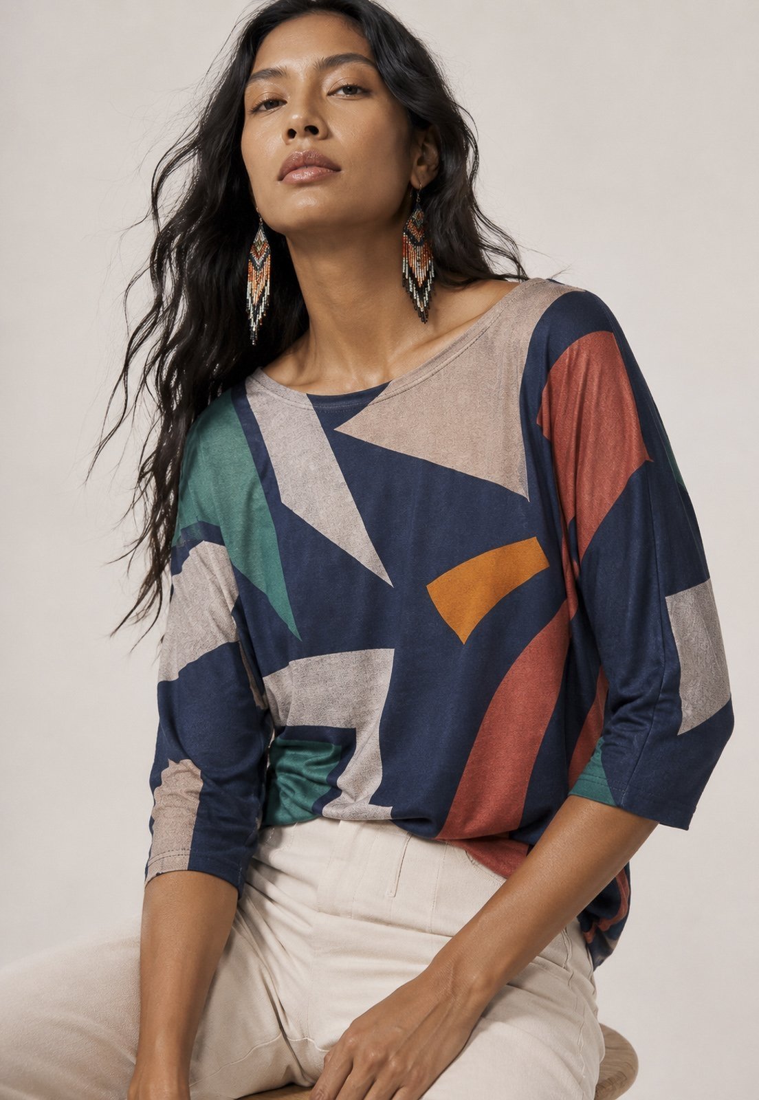Blusa Amazonia Vital Morcego Ampla Manga 3/4 Geometrias do Tempo