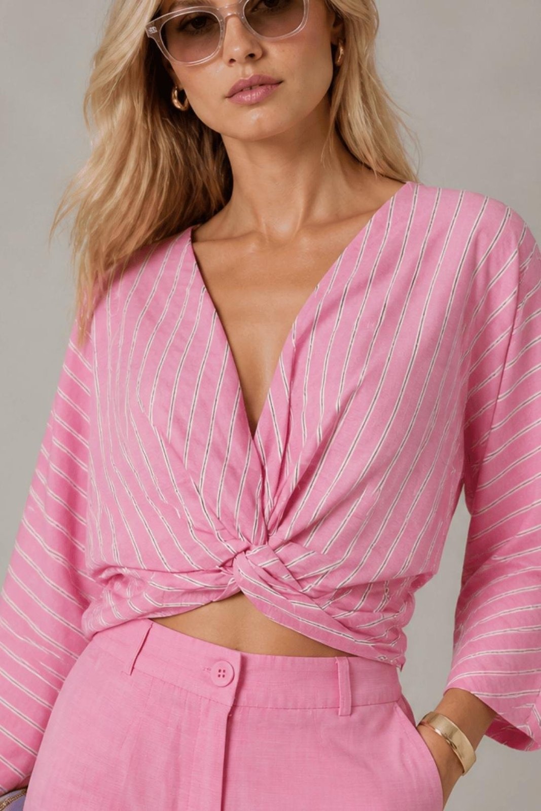Blusa listrada torção frontal Rosa