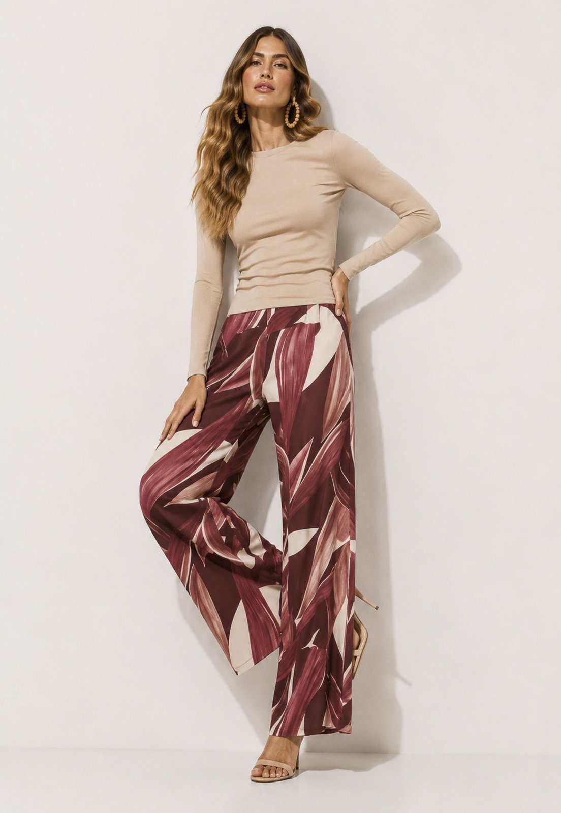 Calça CabanaFree Pantalona Granja Malha Estampa Selva Bordô