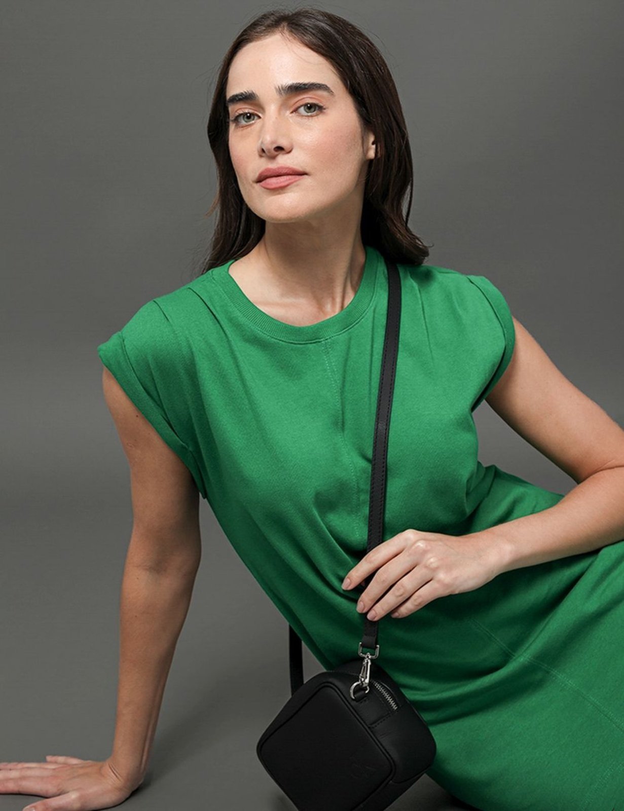 Vestido Feminino Pregas Ombro Calvin Klein Jeans – Verde Médio Calvin Klein Jeans