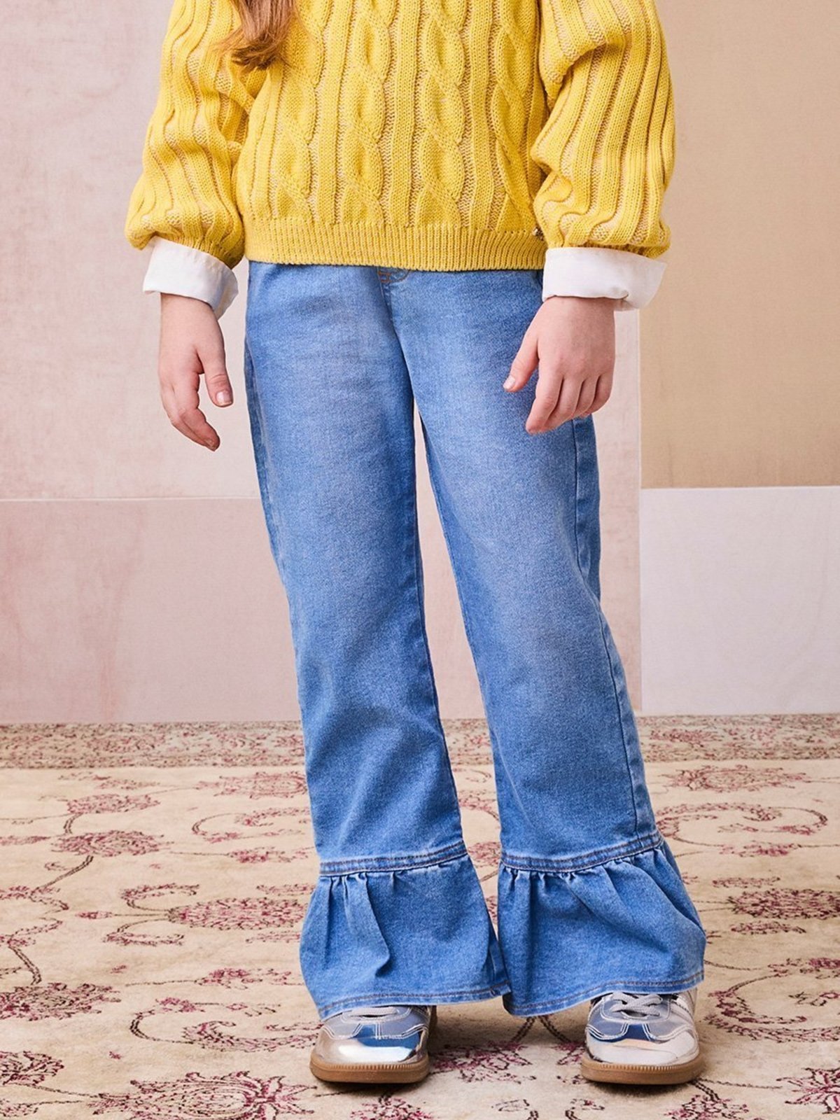 Infantil - Calça Jeans com Babado na Barra