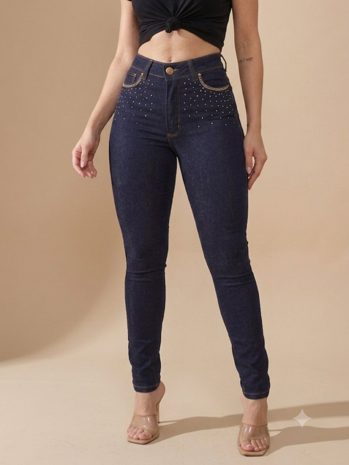 Calça Feminina Skinny Jeans Escuro Azul Levanta Bumbum Cintura Alta com Strass no Bolso com Pedraria