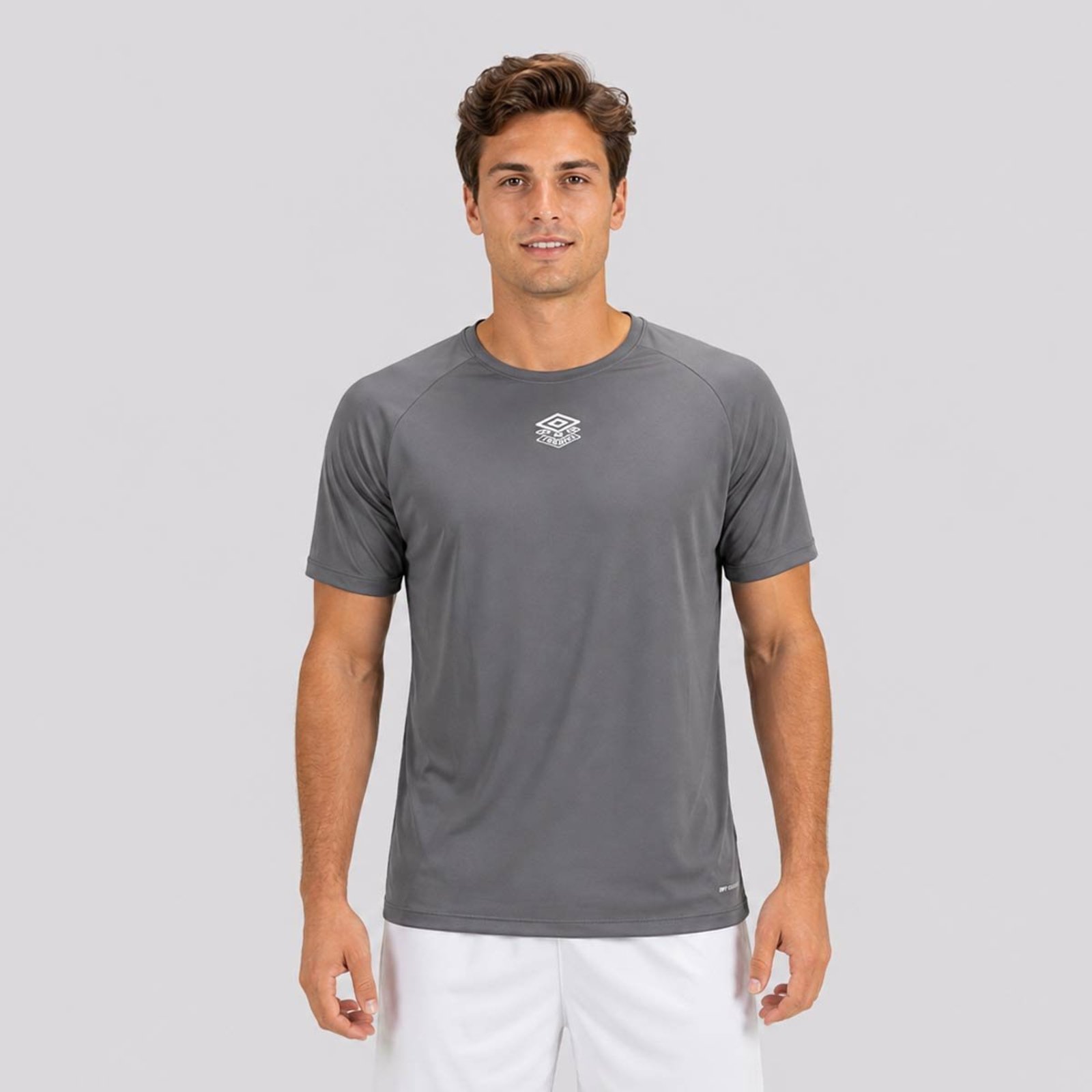 Camisa Umbro Poliamida Essential II Cinza