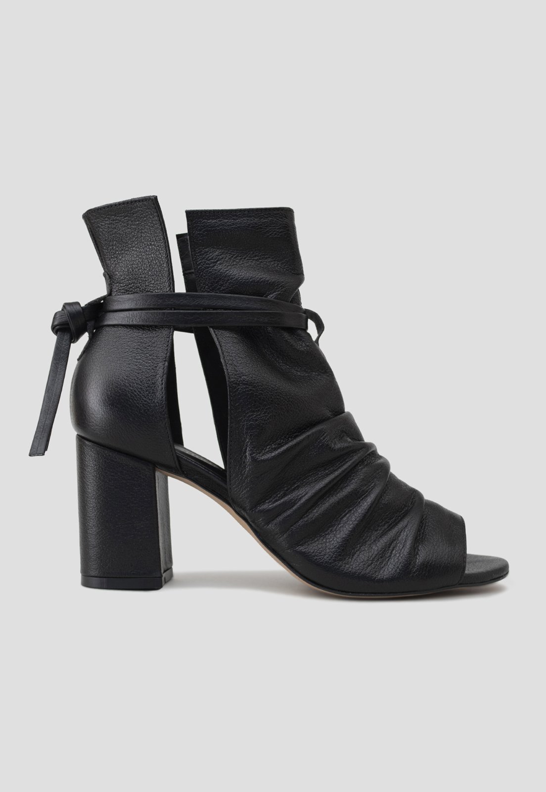 Ankle Boot CBK Salto Grosso Couro Preto