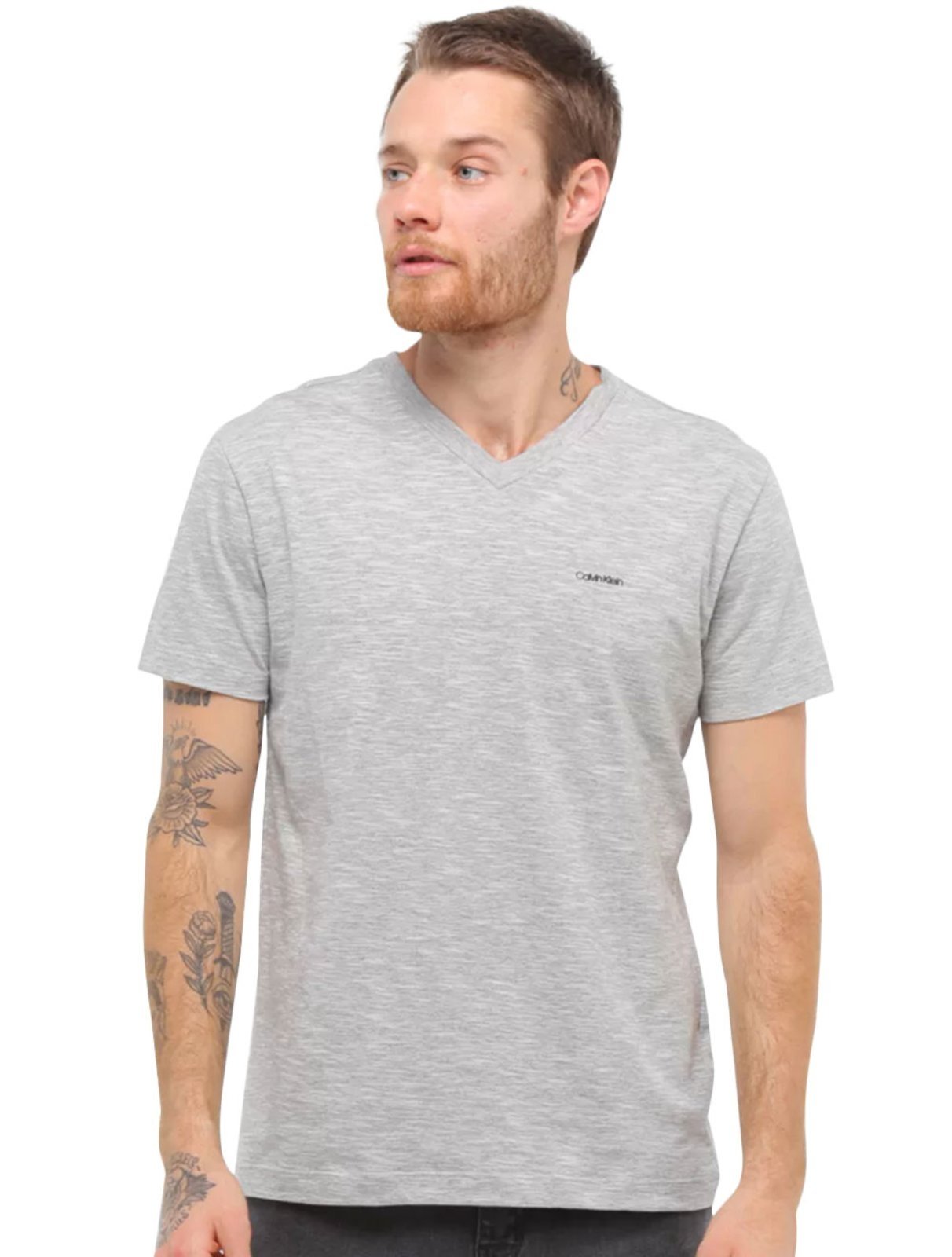 Camiseta Calvin Klein Masculina V-Neck Logo Flamê Cinza Mescla