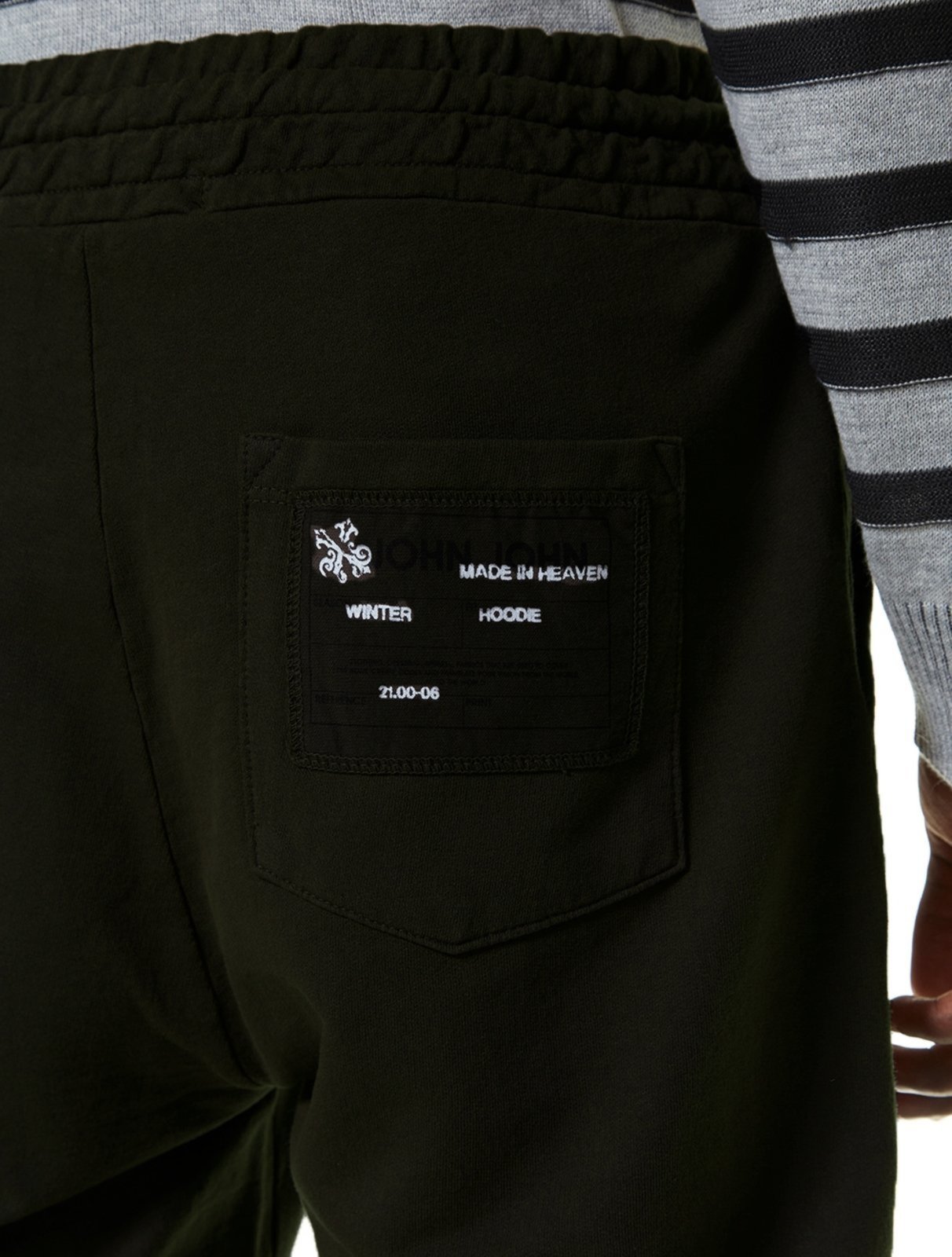 Vista 3 Calça John John Masculina Moletom Patch Escuro verde John John verde
