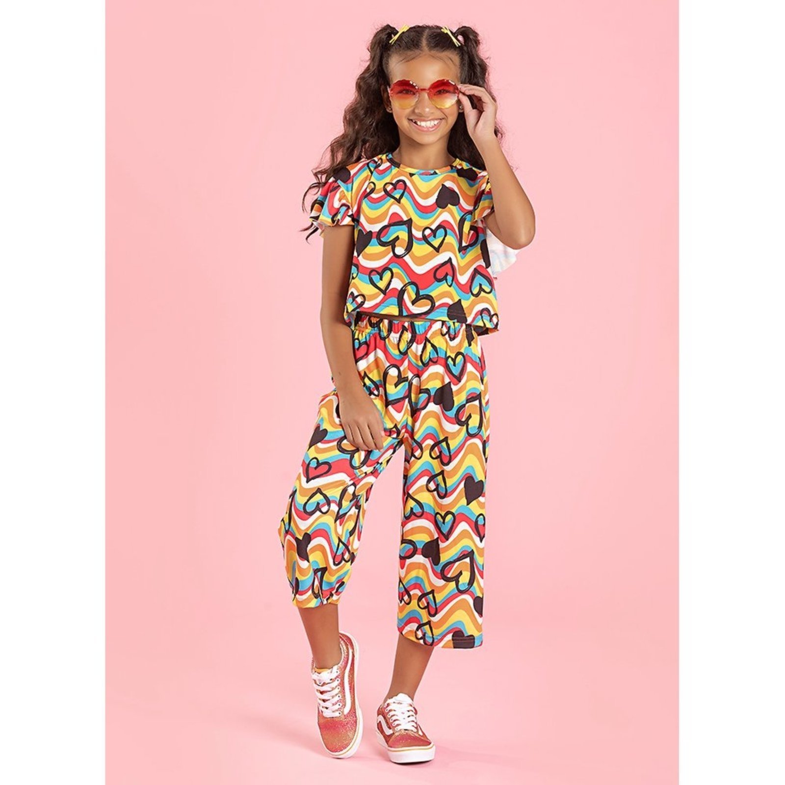 Infantil – Conjunto Verão Menina Vitamina Blusa E Calça Pantacourt Corações