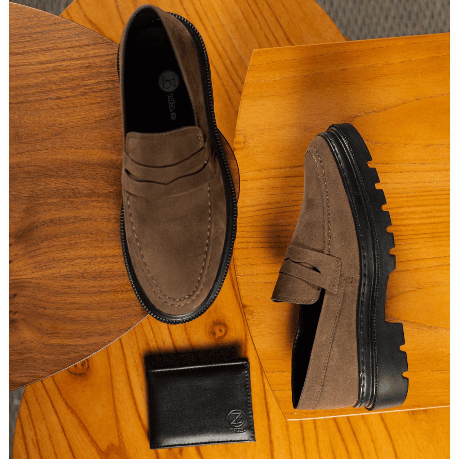 Sapato Social Masculino Camurça Mocassim Costurado Piettro Trabalho Eventos Confortável + Carteira