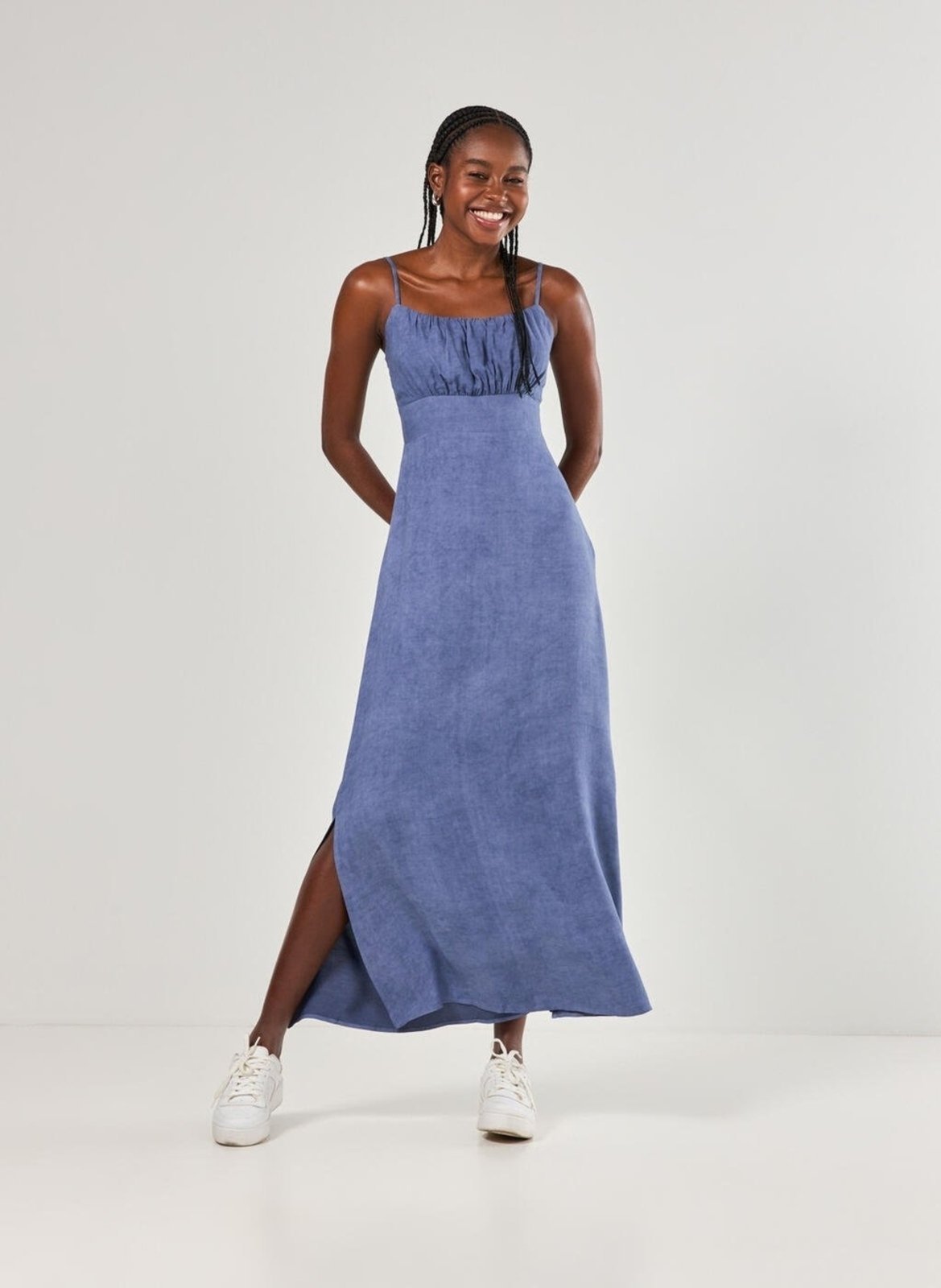 Vestido Midi Azul Estonado
