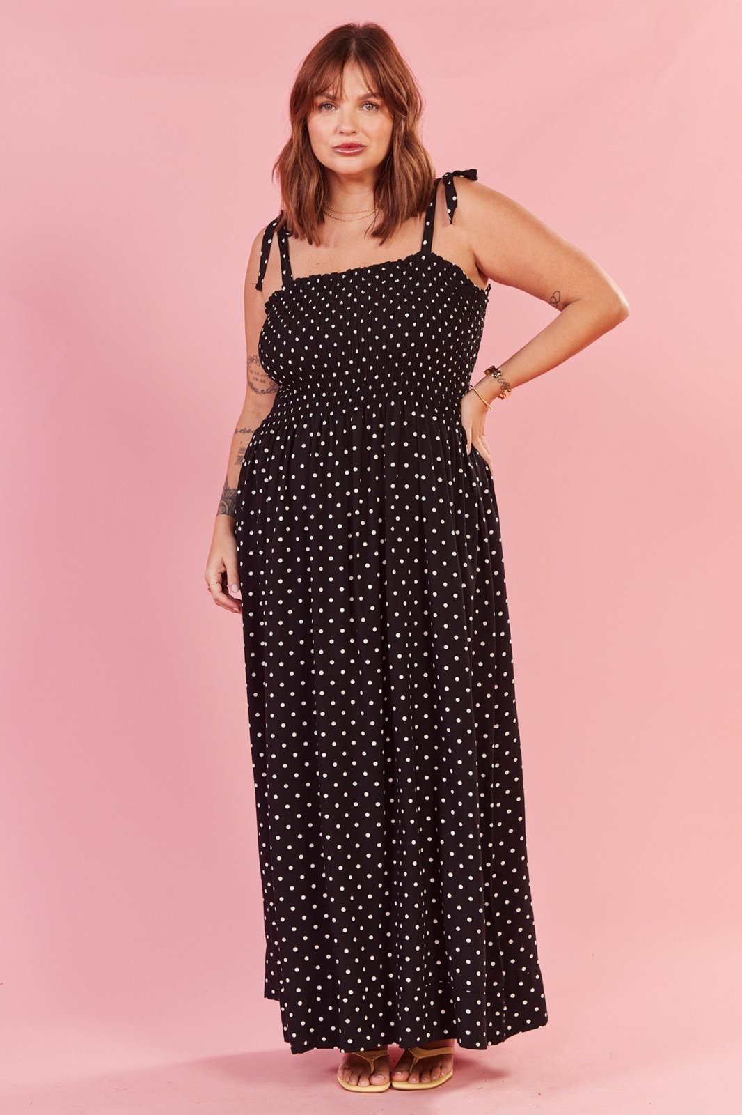 Vestido In Love Emma Poa Fundo Preto