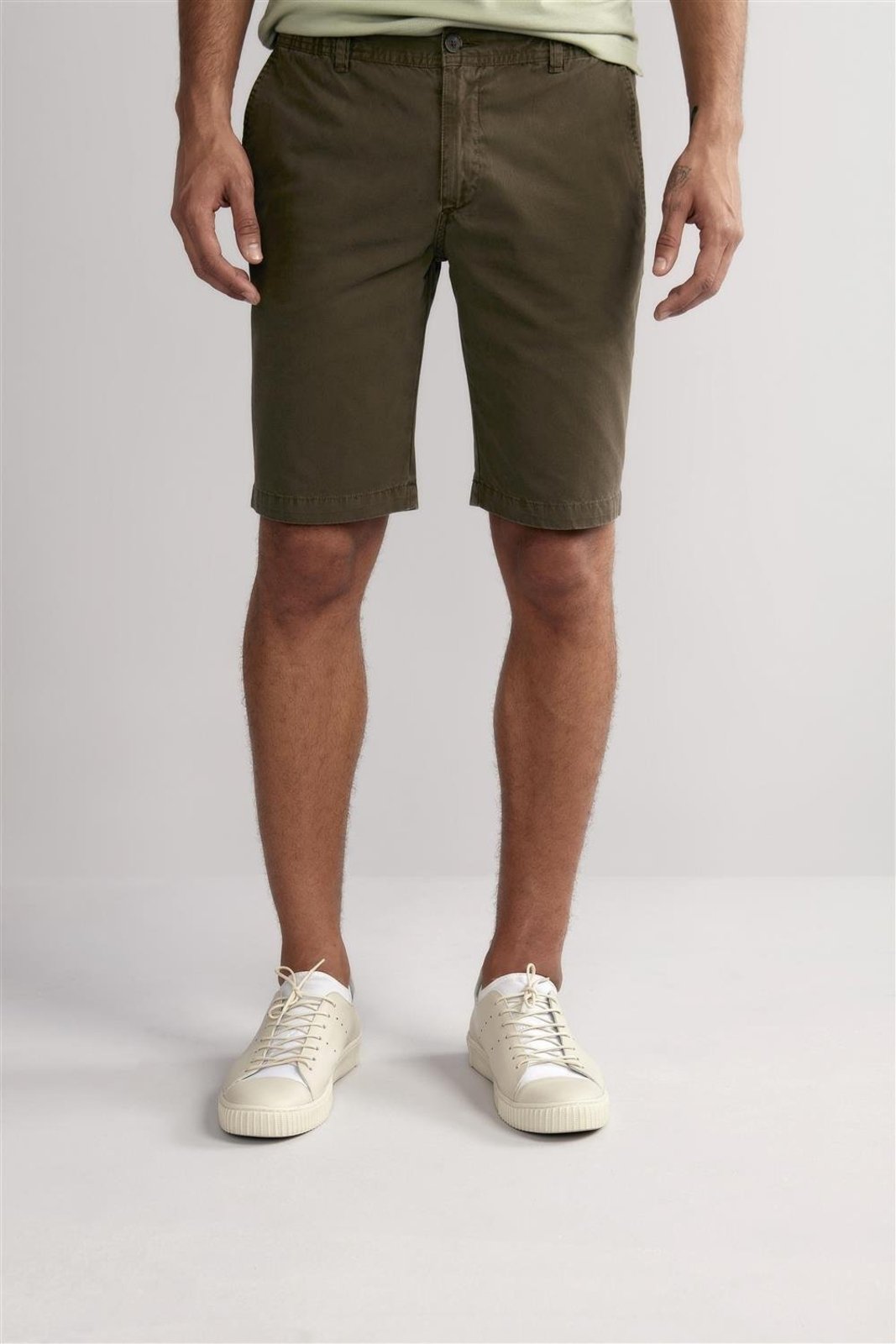 HIGHSTIL Bermuda Chino Comfort – Marrom Puro
