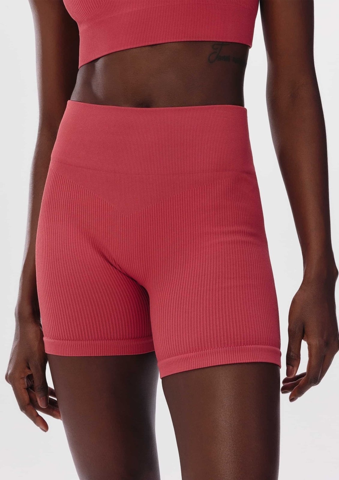 Bermuda Esportiva Feminina Biker Sem Costura Hering