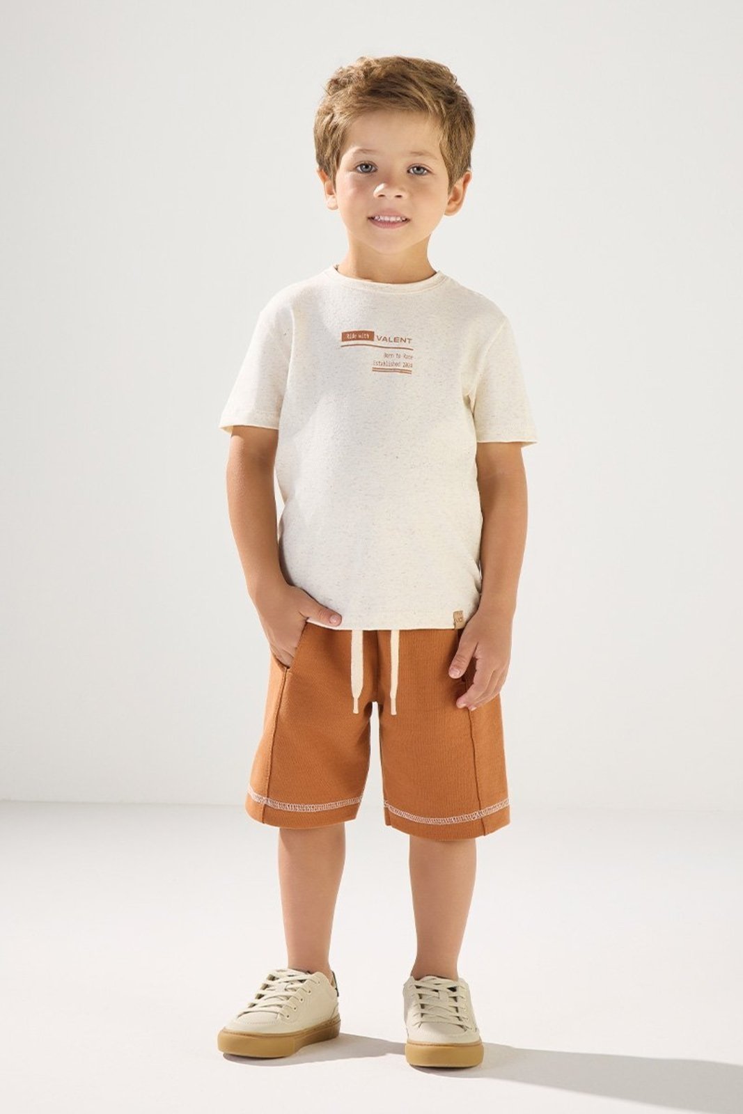 Infantil - Conjunto Camiseta Linho com Bermuda Moletom