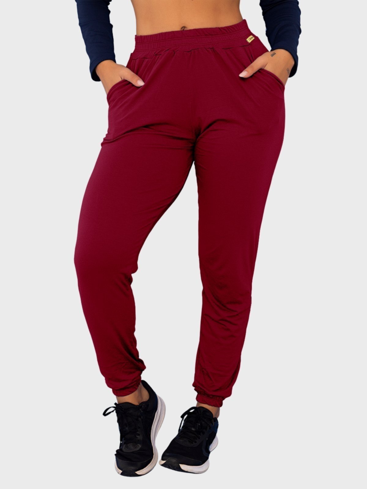 Calça Viscolycra Tarelles Jogger Punho Soltinha Bolso Vermelho
