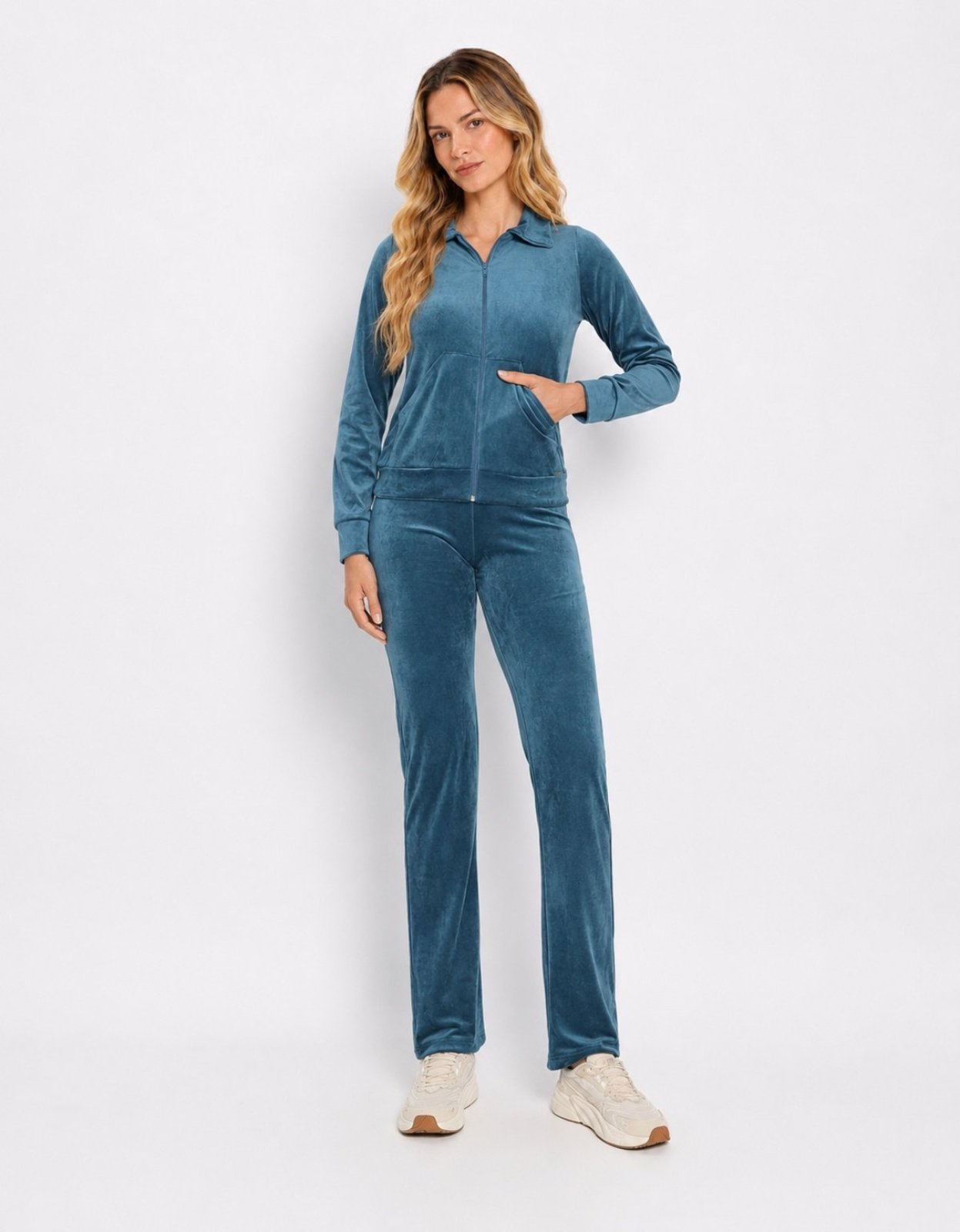 Conjunto Pompier Feminino Plush Com Jaqueta Com Gola E Calça Reta Azul Petróleo
