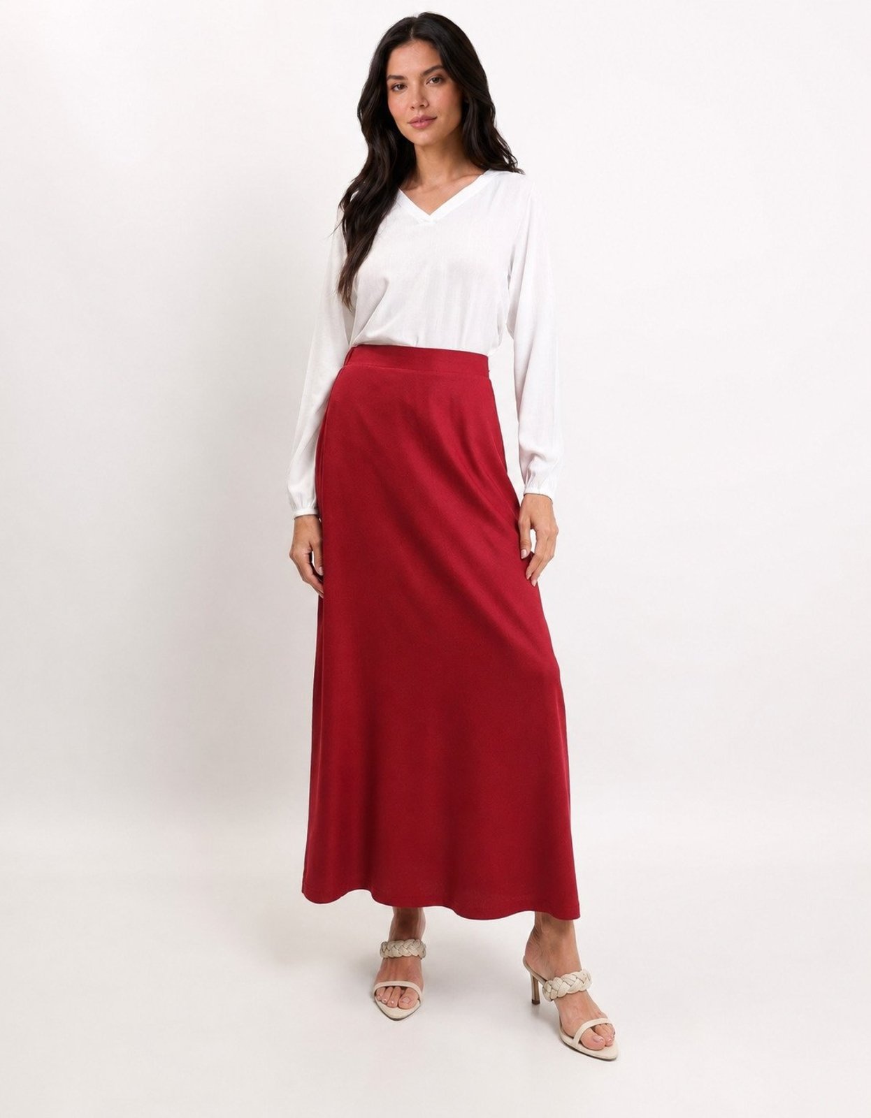 Blusa Feminina Pompier em Viscose Manga Longa com Decote V Branca