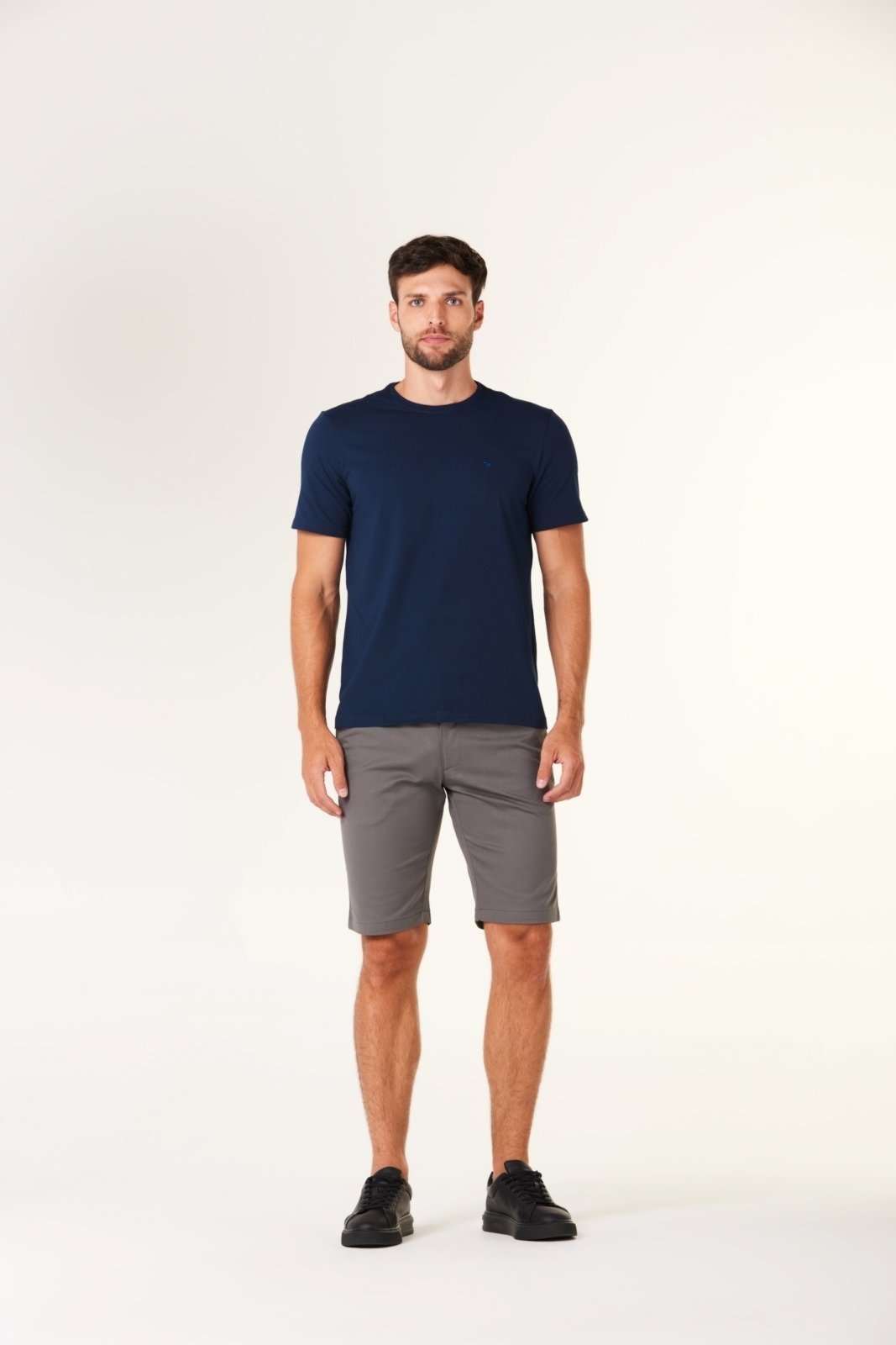 Vista 2 Bermuda Traymon Slim Algodão Egípcio cinza Traymon cinza