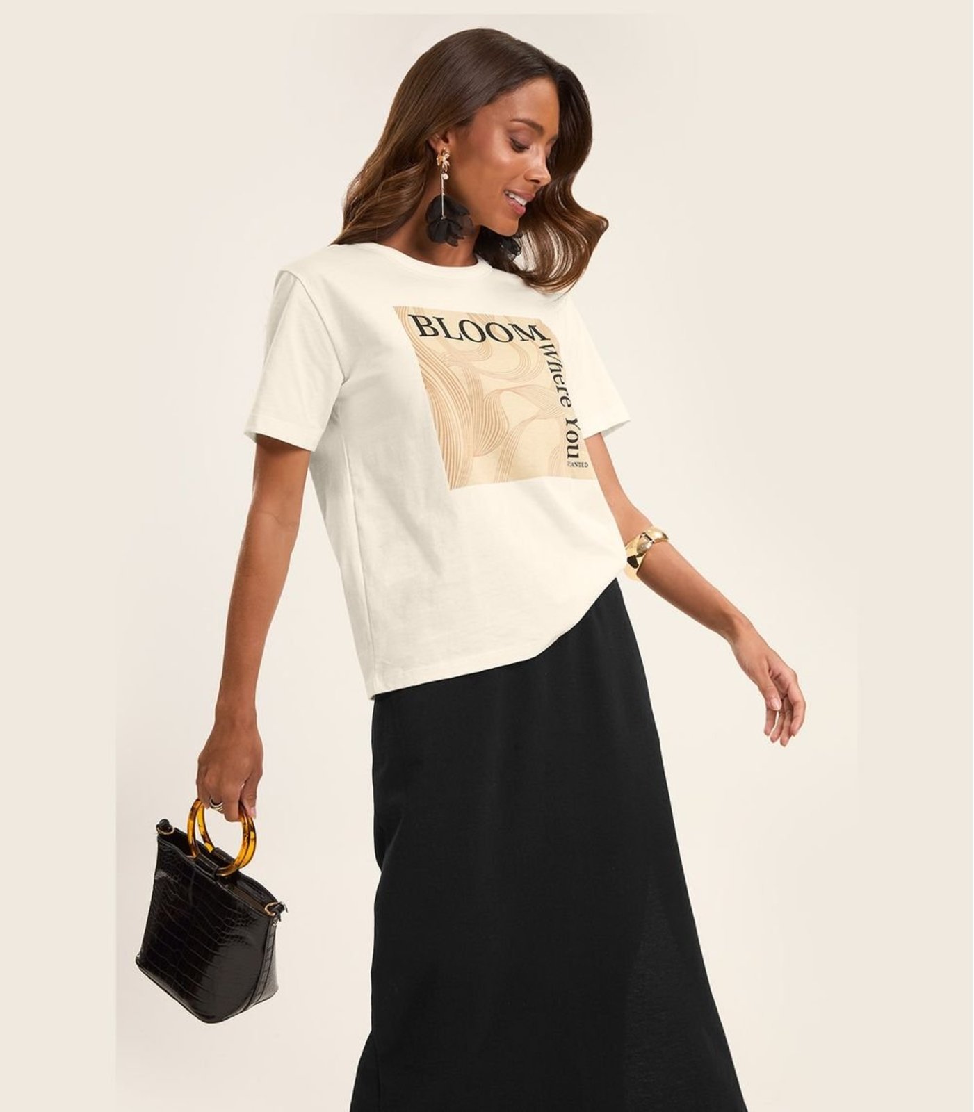 Vista 2 T- Shirt Feminina em Meia Malha Rovitex bege Rovitex bege