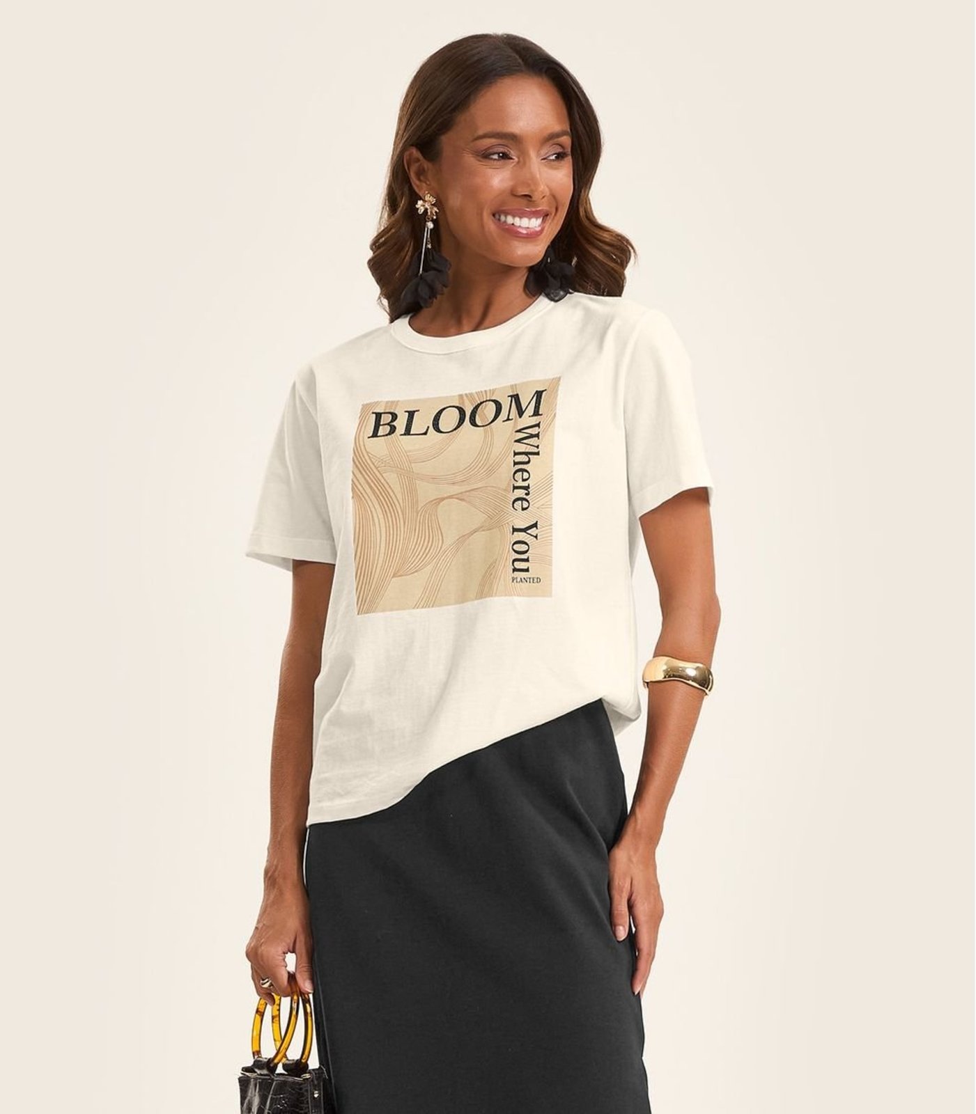 Vista 3 T- Shirt Feminina em Meia Malha Rovitex bege Rovitex bege