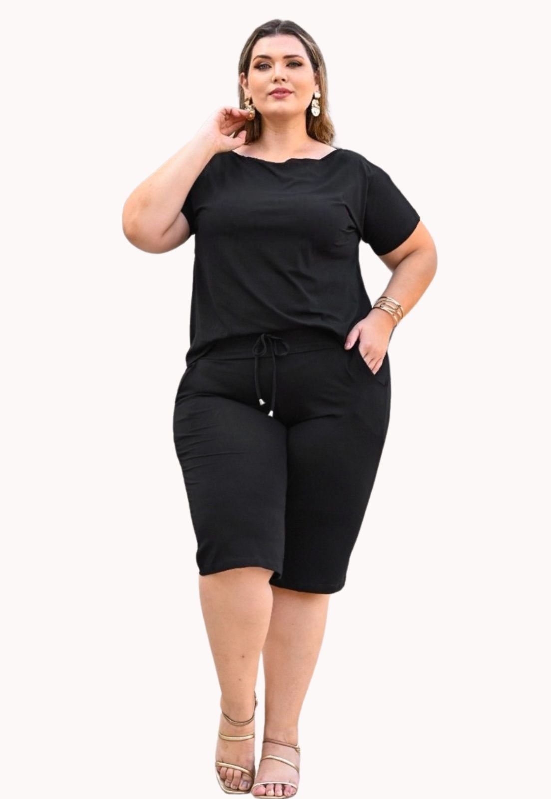 Conjunto Plus Size Blusa Social e Bermuda Capri Feminino Juquitiba Brasil Preto