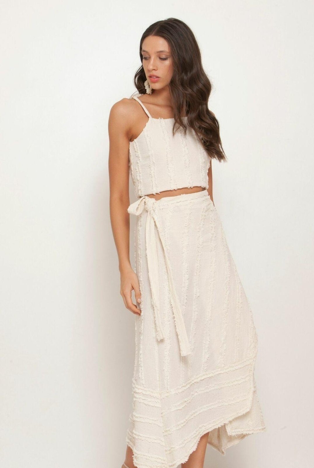 Blusa Maria Manô Cropped com Alcinhas Bege Bege