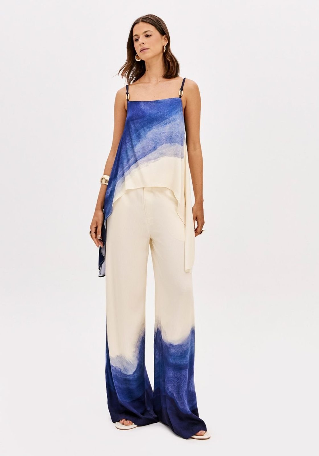Vista 2 Calça Wide Leg Cintura Alta Estampada Lança Perfume Lança Perfume
