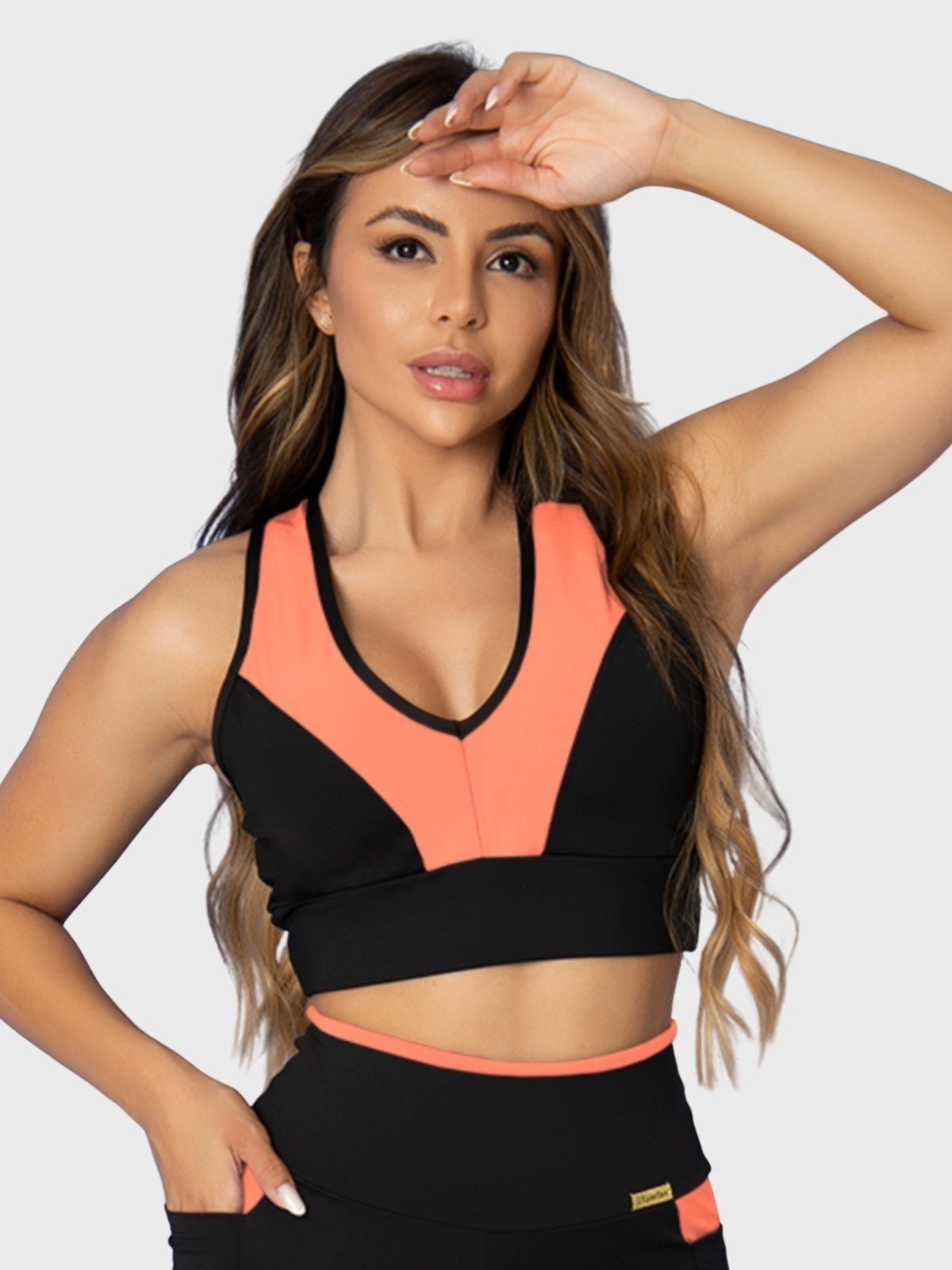 Top Fitness Tarelles Alça Larga Cropped Forrado Preto e Laranja Claro