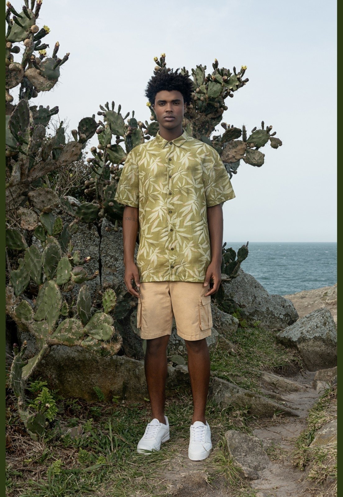 Vista 3 Camisa Masculina Estampada The Philippines verde The Philippines verde