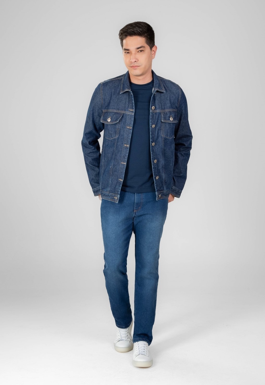 Vista 2 Jaqueta Jeans Traymon Stonada Com Bolsos Blue Black azul marinho blue Traymon azul marinho blue