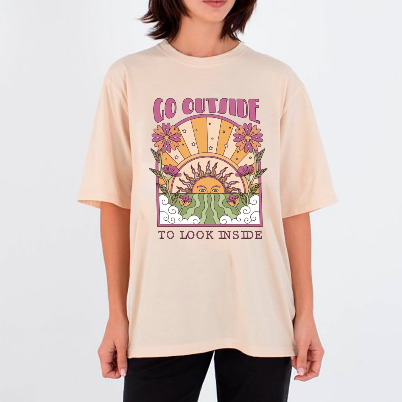 Camiseta Ousy Go Outside Oversized Feminina Off White