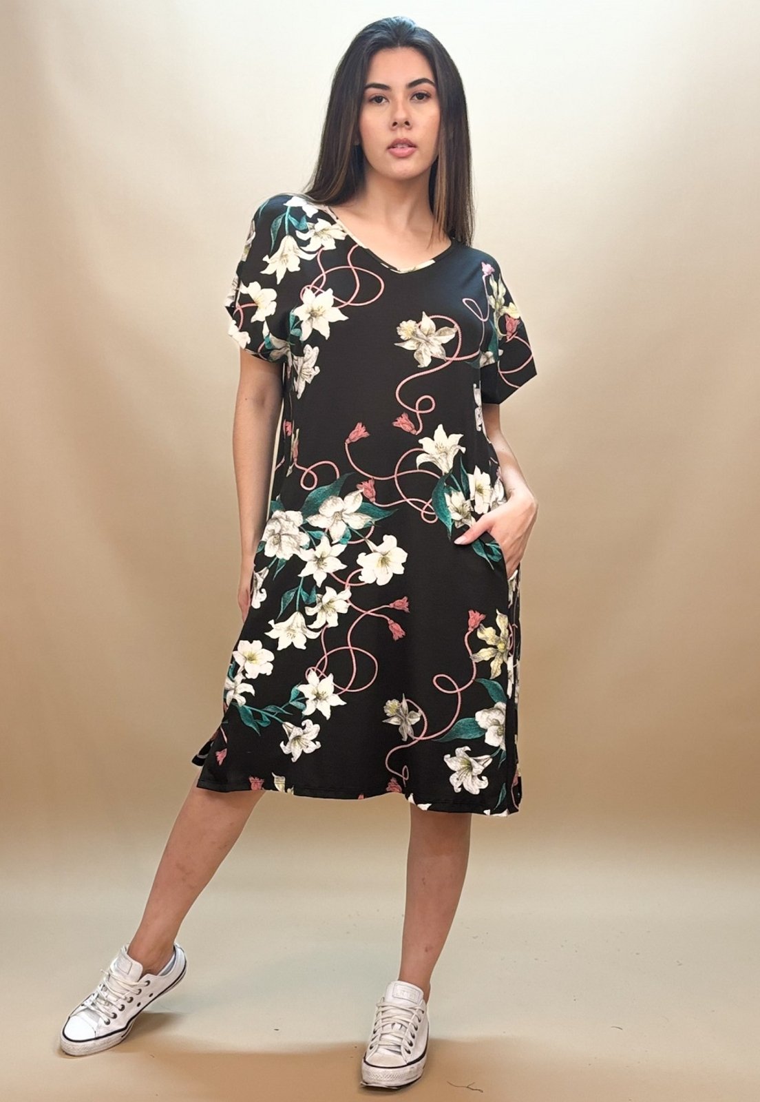 Vestido Curto Nheengatu Malha Estampa Preto Floral
