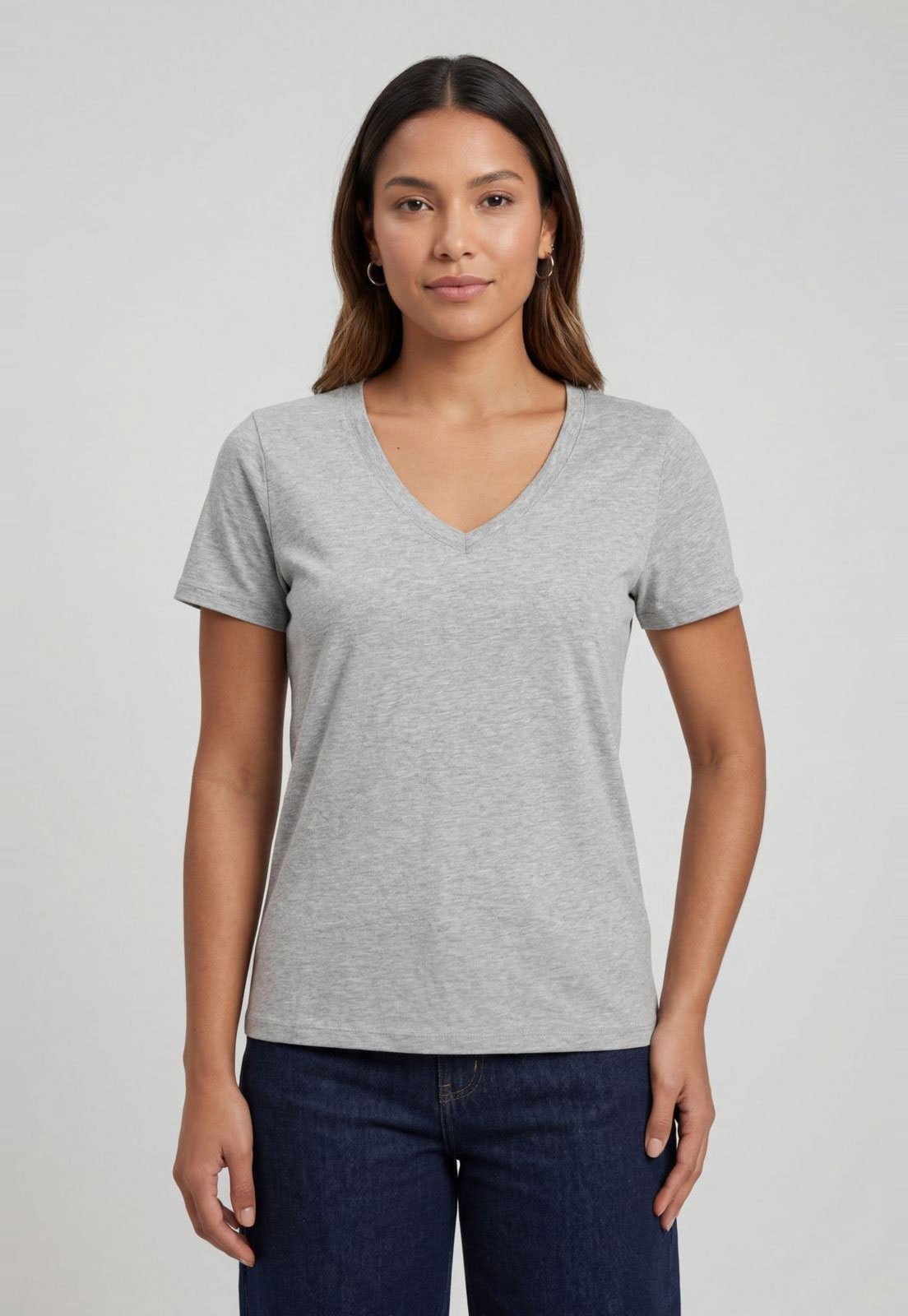 Camiseta Feminina GAP Decote V Algodão Cinza