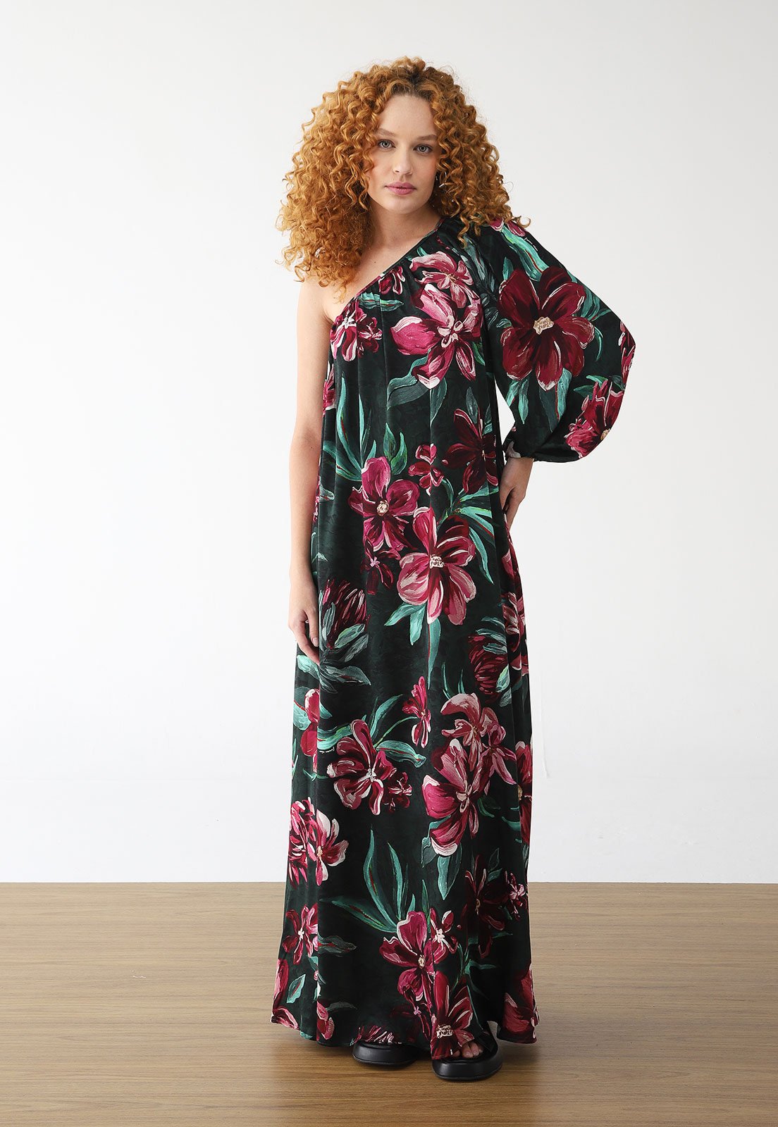 Vestido FARM Longo Ombro Só Lineia Preto