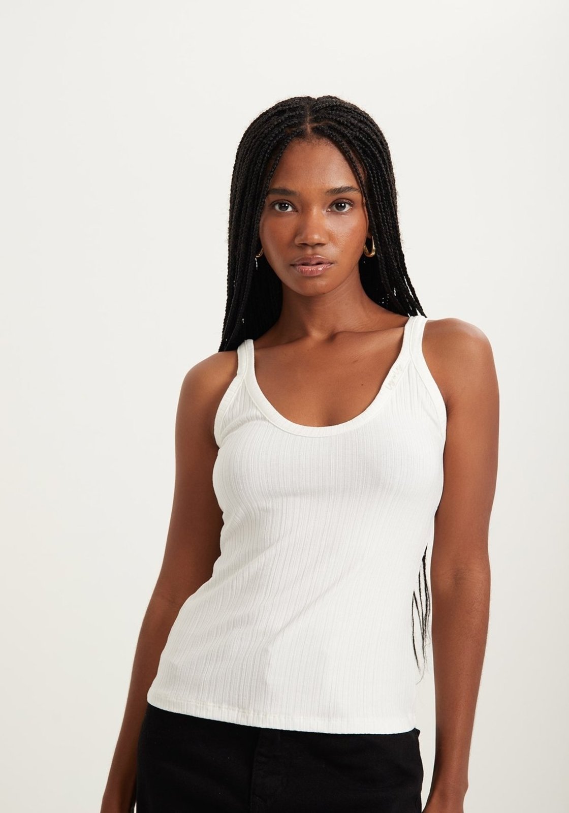 Blusa Regata Básica Canelada Com Alças Finas