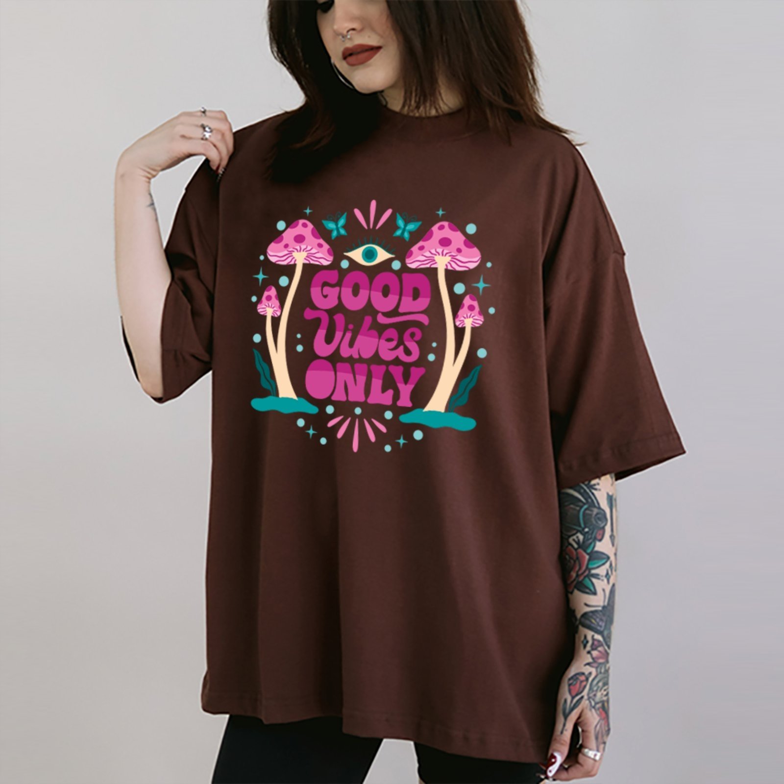 Camiseta Ousy Good Vibes Only Oversized Unissex Marrom