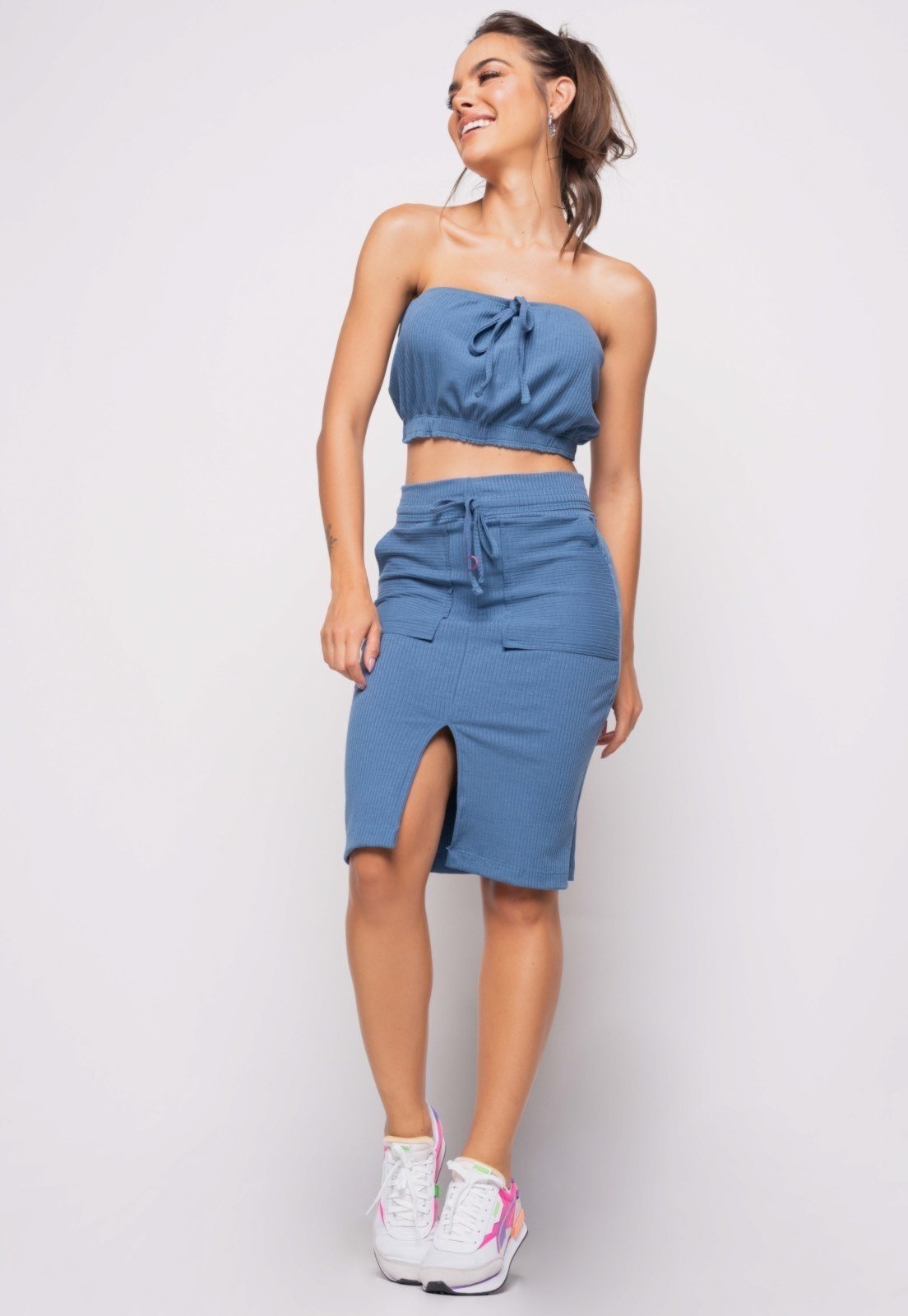 Saia Salvatore Midi Com Bolso Malha Canelada Azul