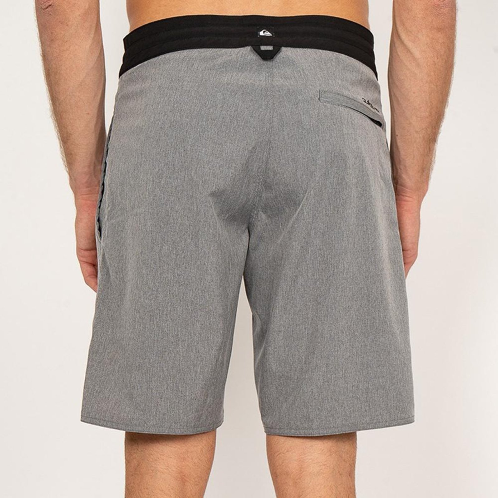 Bermuda Quiksilver Street Trunk Heather 20 SM26 Cinza Mescla