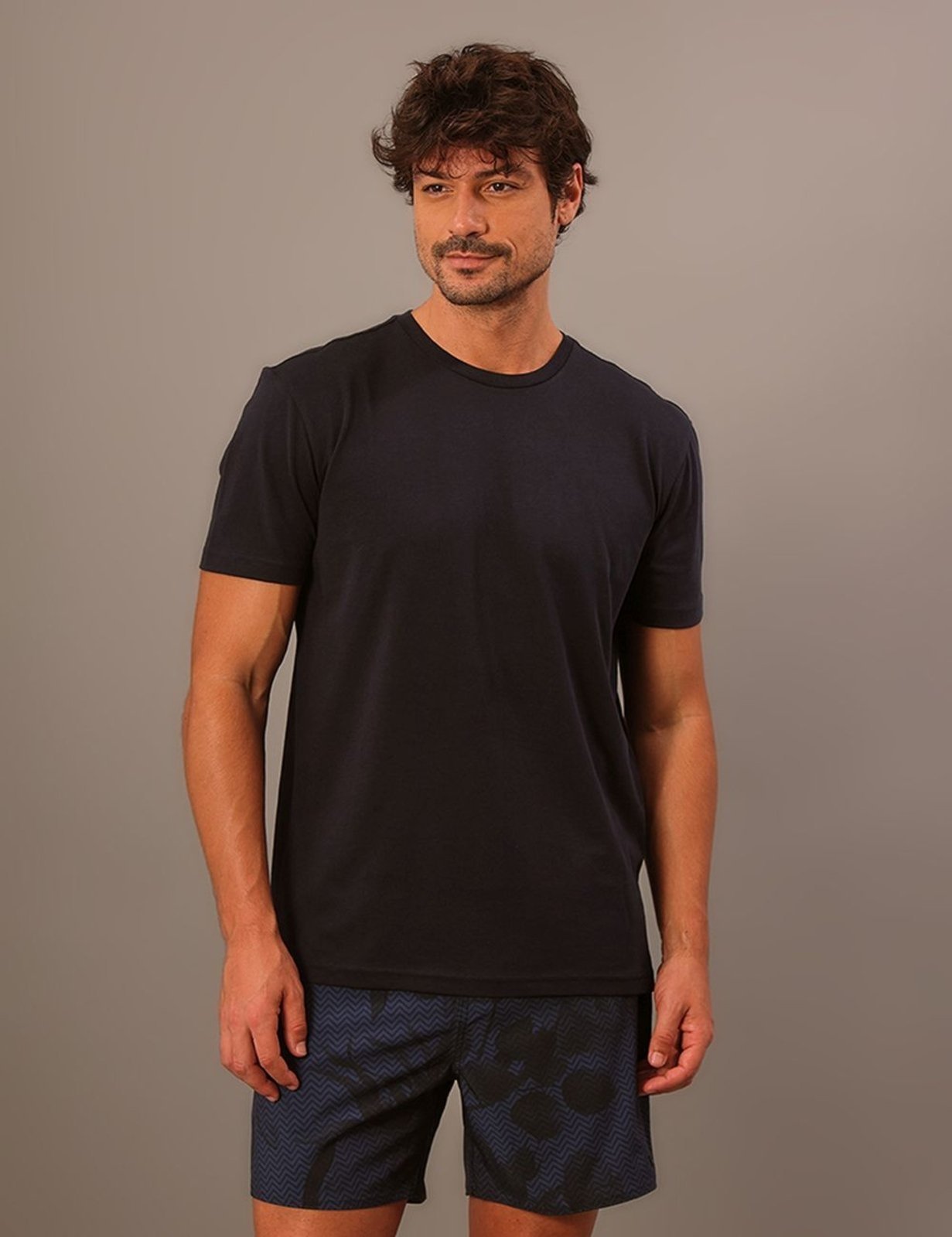 Camiseta Masculina de Algodão Essentials Minimalista Calvin Klein Jeans - Azul Marinho Calvin Klein Jeans