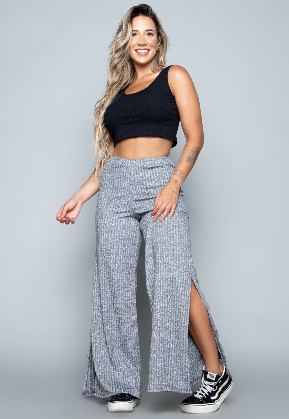 Calça Flare Pantalona Vekyo Cintura Alta Com Fenda Cinza