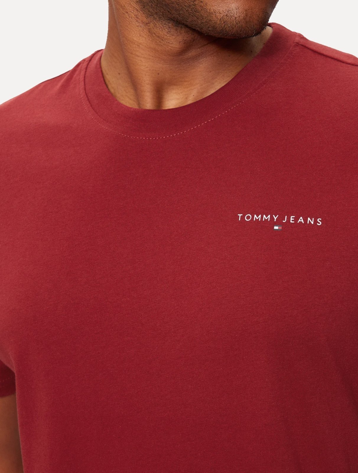 Vista 3 Camiseta Tommy Jeans Masculina Slim Linear Chest Escuro vermelho Tommy Jeans vermelho