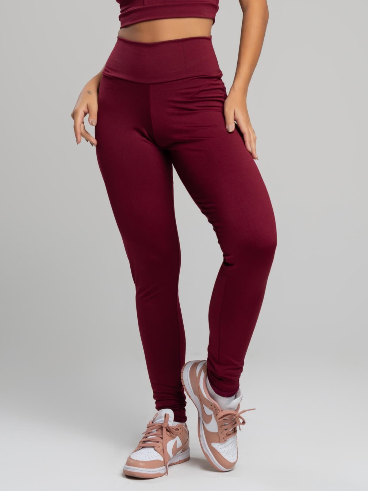 Calça Legging Suplex Cintura Alta Moda Fitness Feminina Treino Academia Vinho