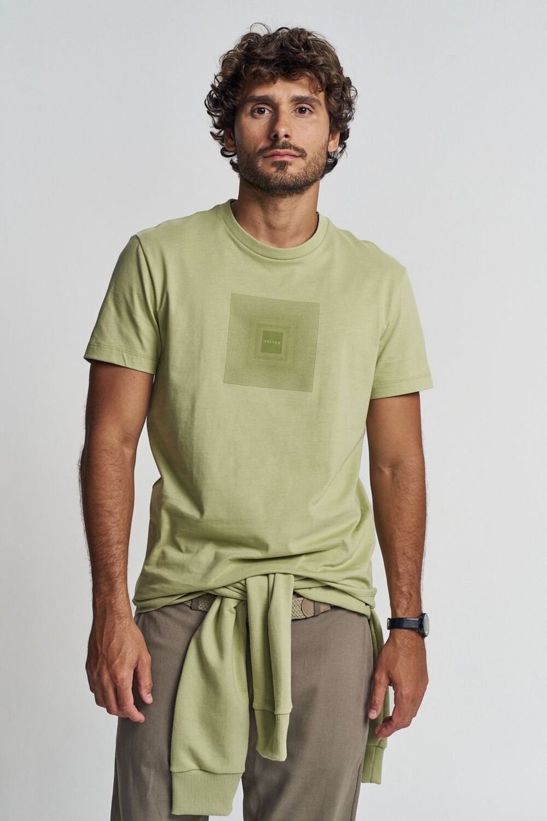Camiseta Masculina Estampa Geométrica Manga Curta Triton Verde Rosemary