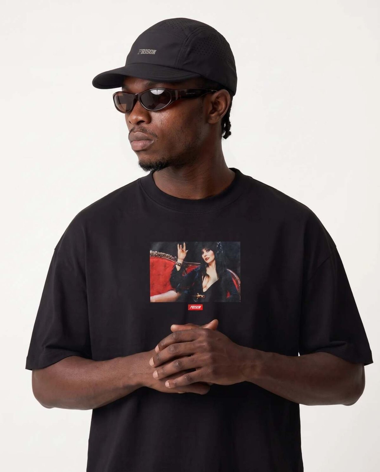 Camiseta Oversized Darkness Prison Preta