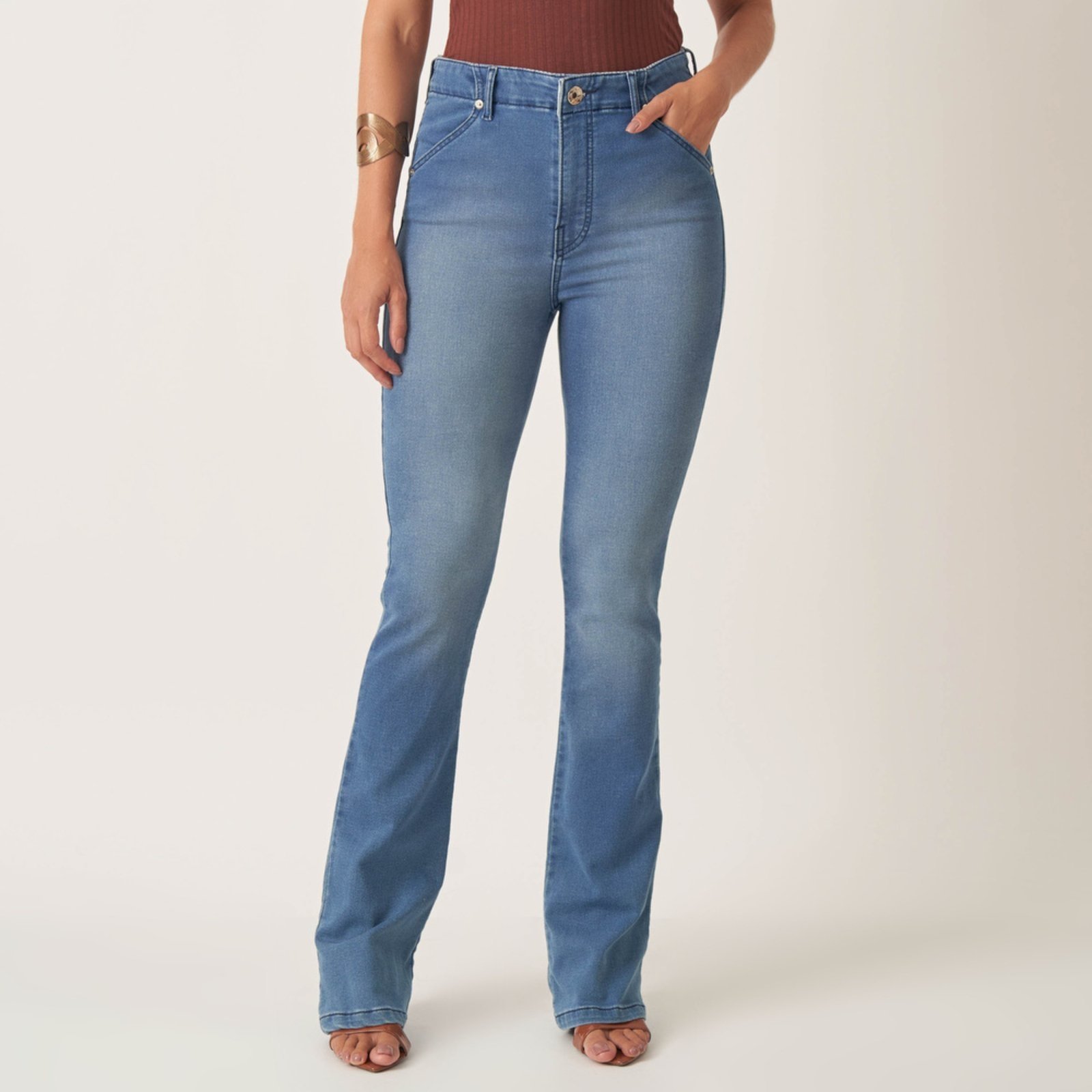 Calça Jeans Confort Flare Cintura Alta Cós Revel Listras
