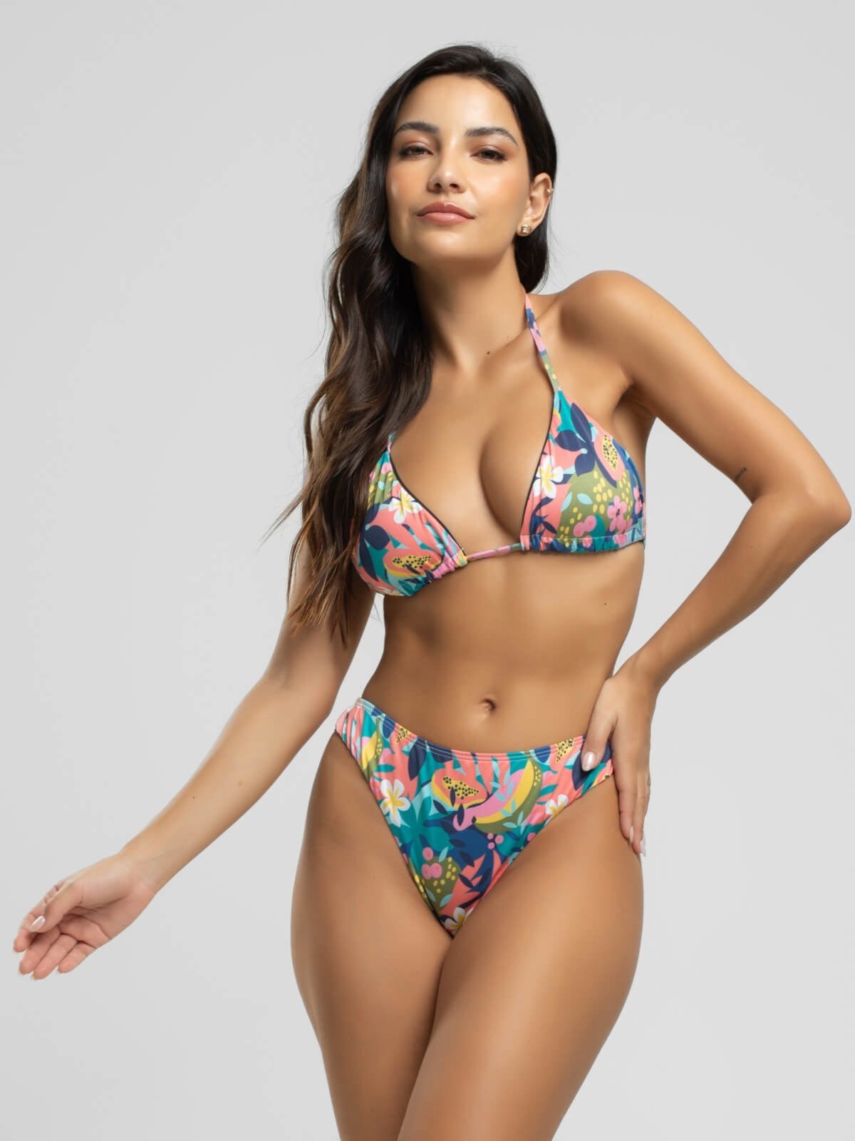 Biquini Cortininha Calcinha Fio Duplo Estampado Proteção Uv 50+ Vicbela Flor