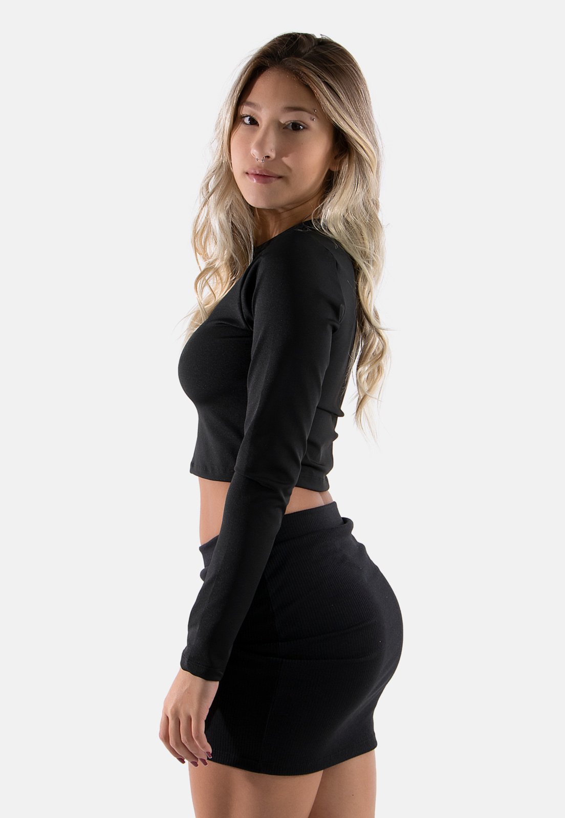 Vista 3 Blusa Cropped Diluxo 488 Manga Longa Suplex preto Diluxo preto
