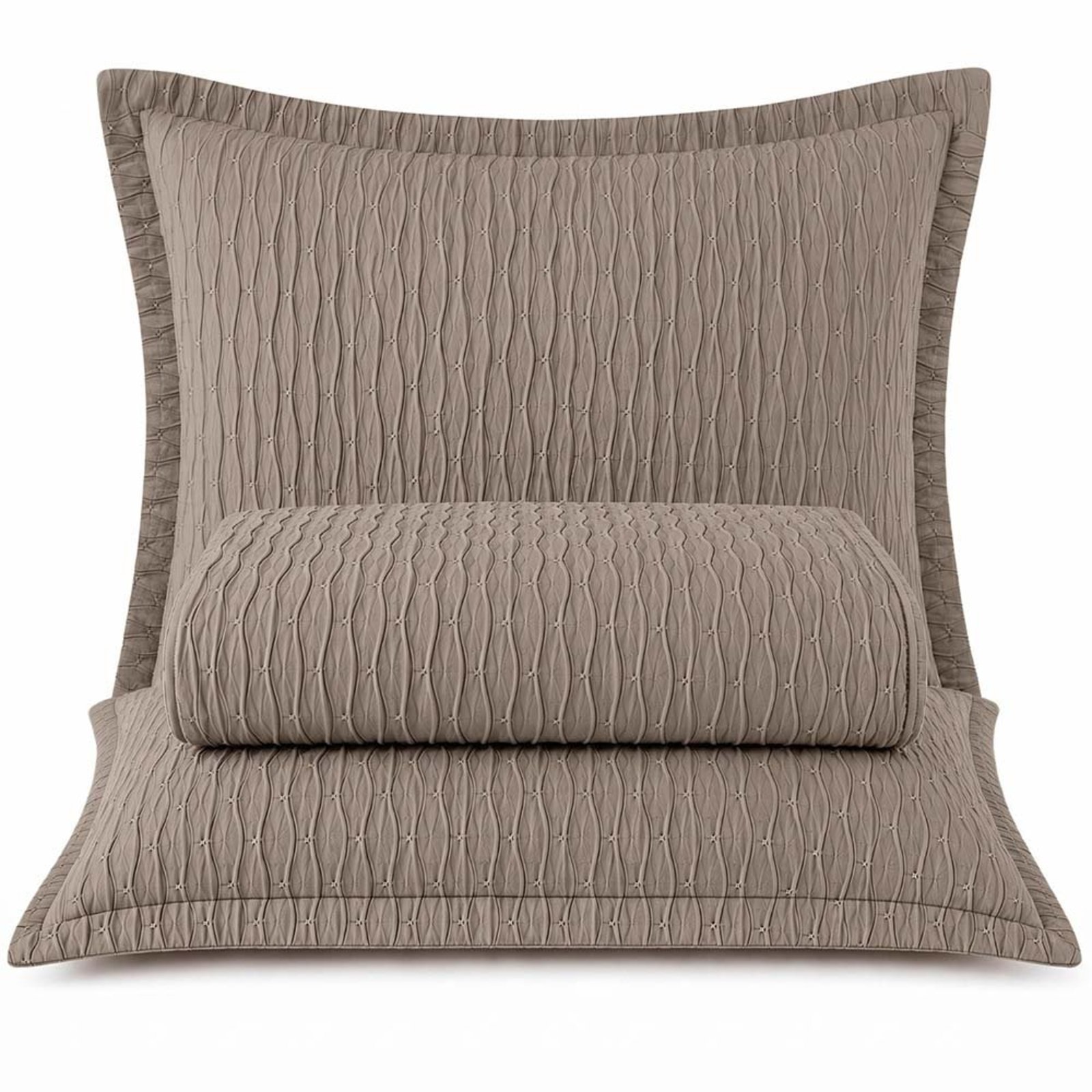 Kit Cobre Leito Elegance Casal Percal 300 Fios Colcha Matelassê Plissado 3 Peças Chocolate