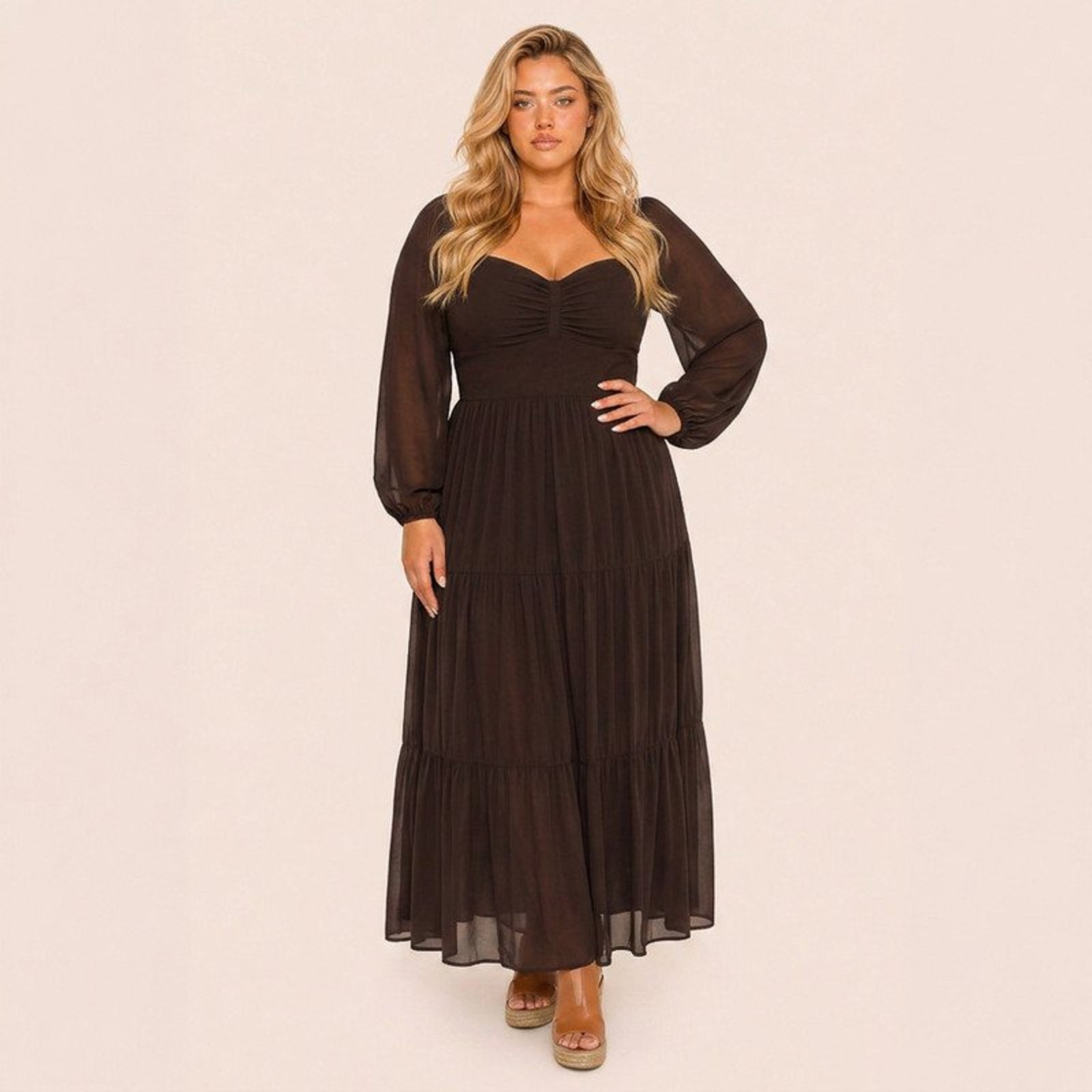 Vestido Auston Kaylani Marrom