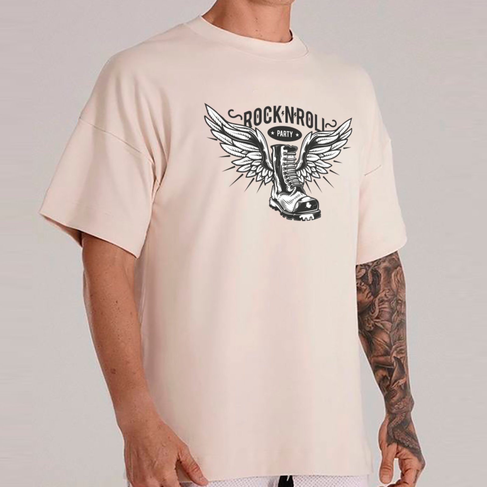 Camiseta Ousy Streetwear Rock N Roll Party Oversized Unissex Off White